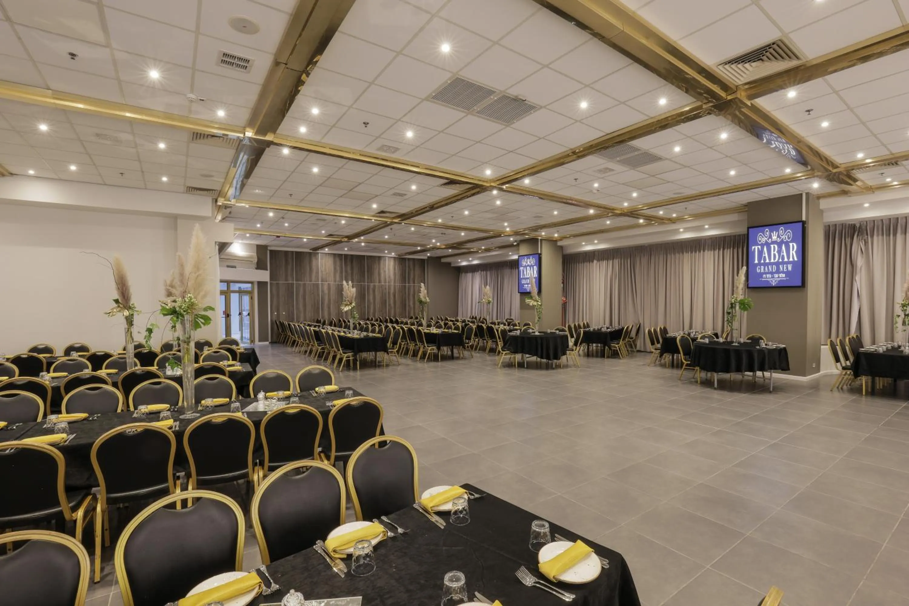 Meeting/conference room in Tabar Hotel