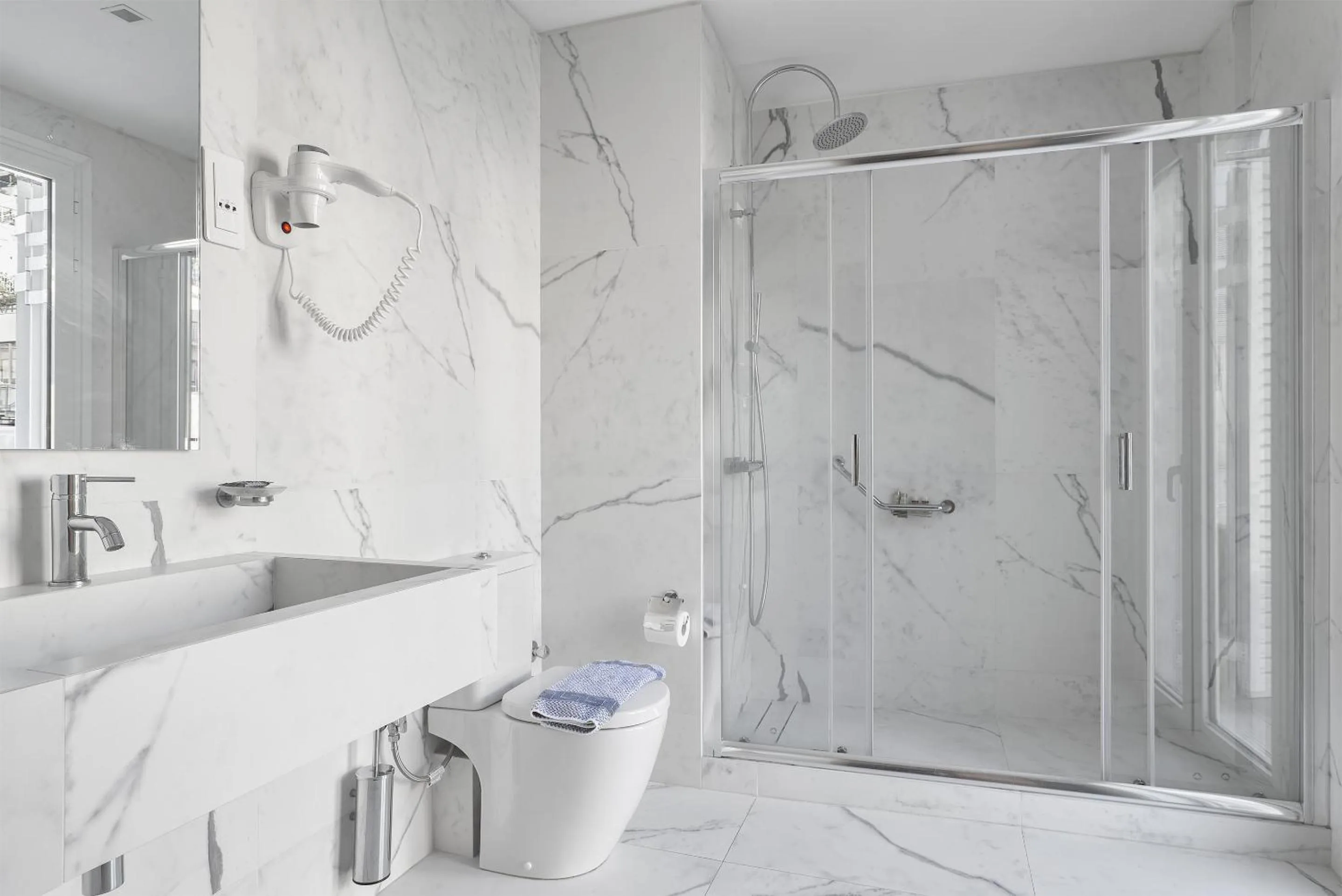 Shower in Athos Hotel