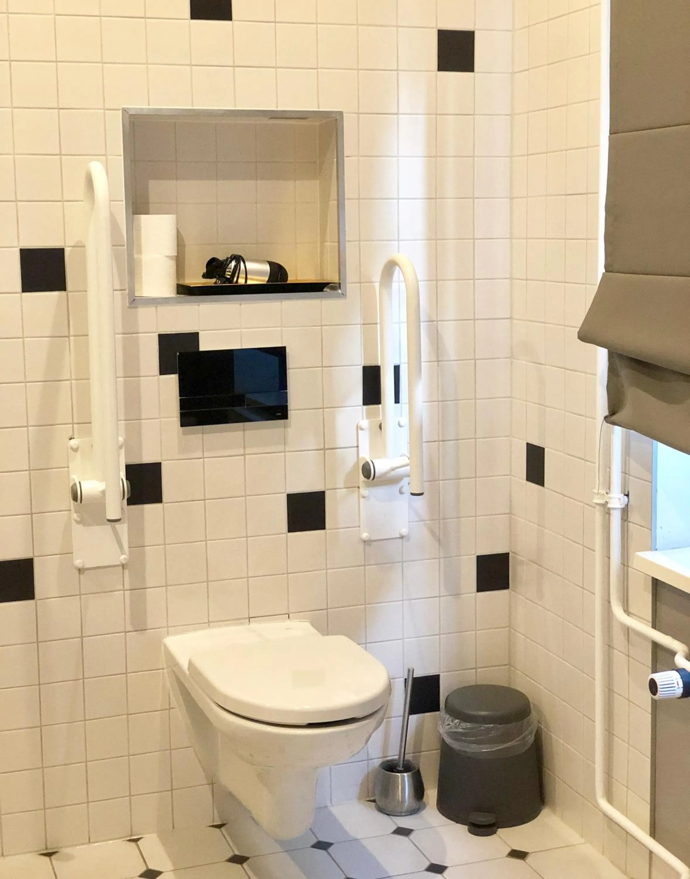 Photo of the whole room in Hotel Arena Inn - Berlin Mitte