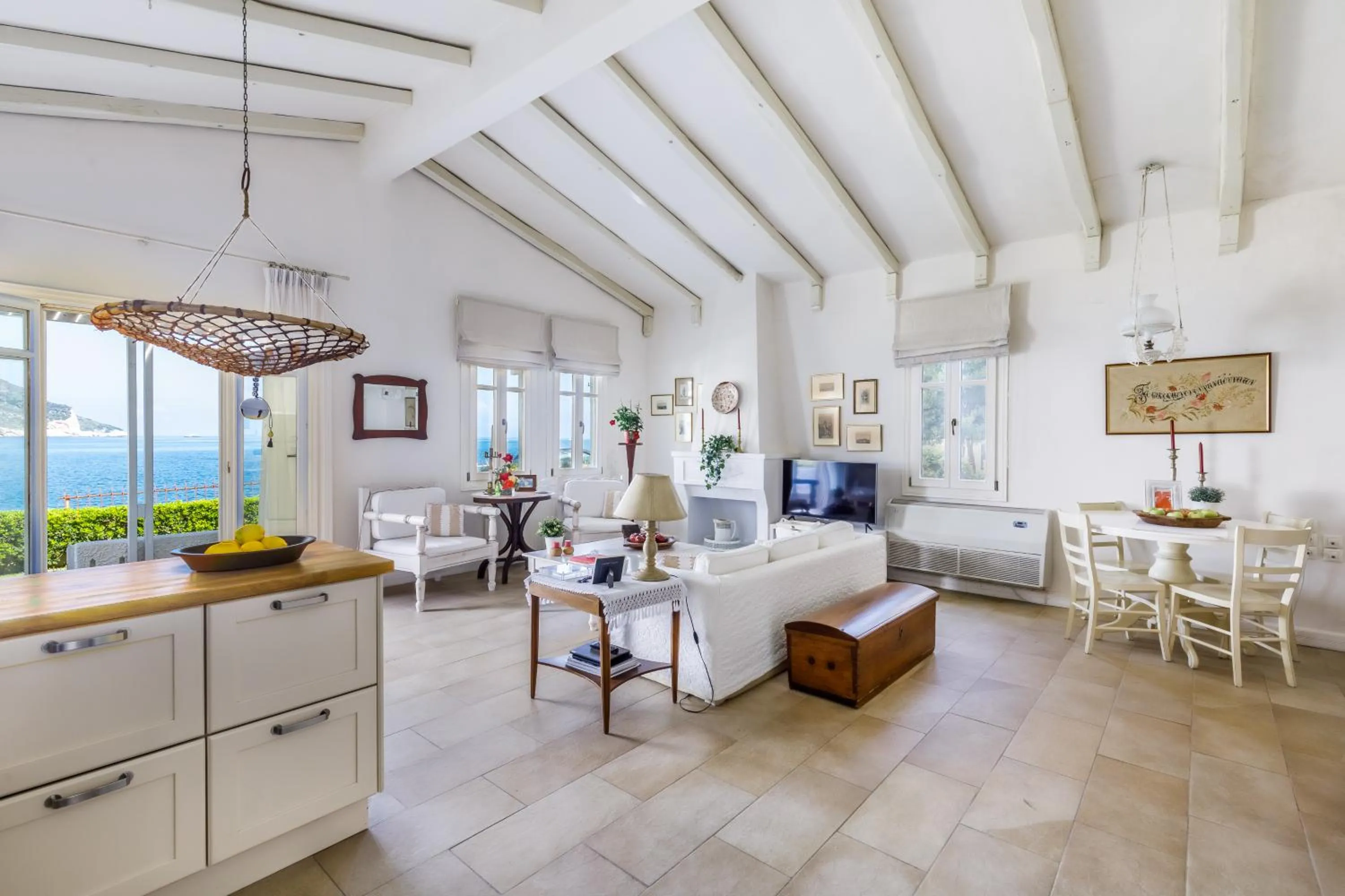 Kitchen or kitchenette in Skopelos Village Hotel