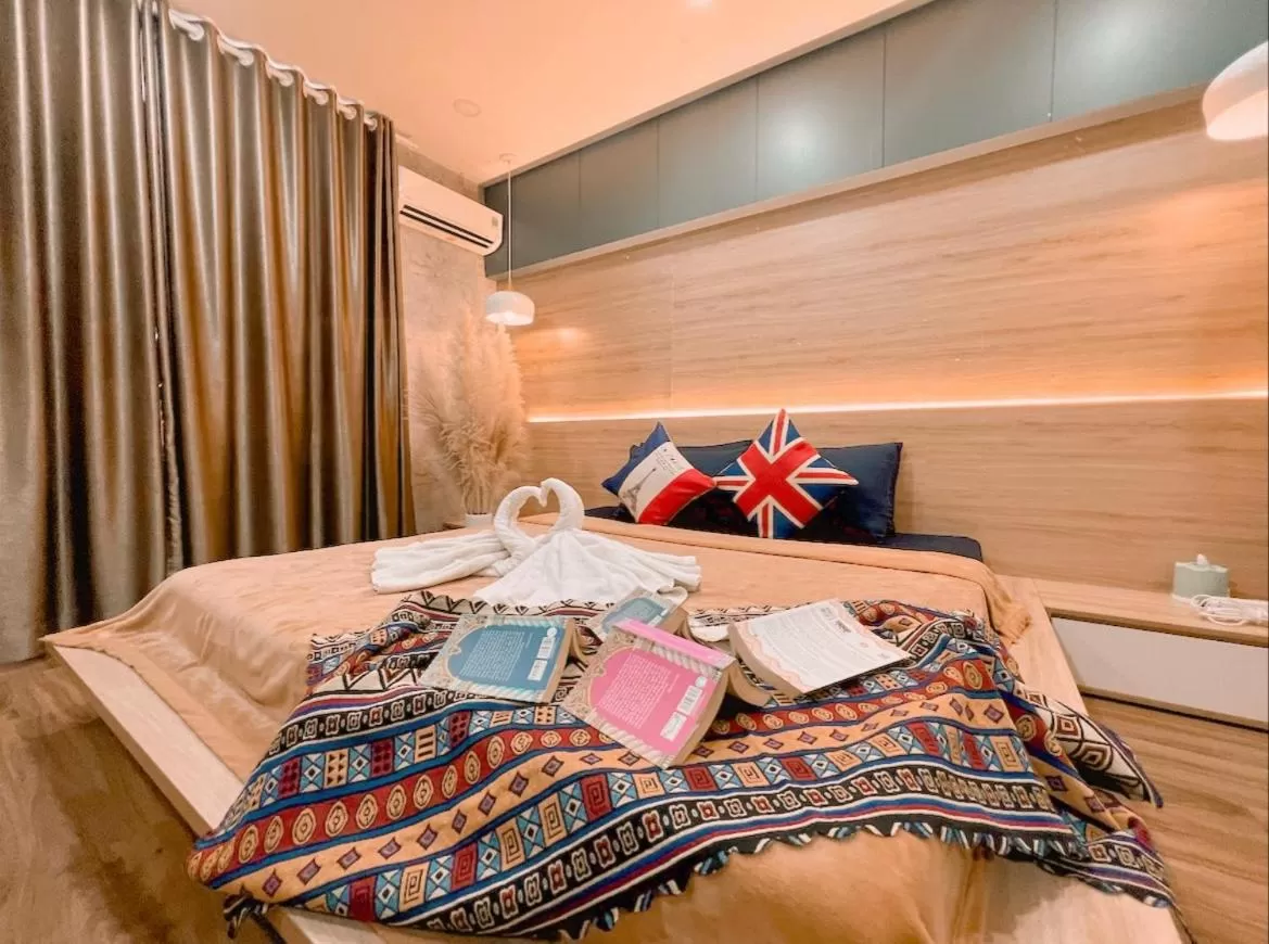 Deluxe King Room in MIS HOSTEL Cần Thơ