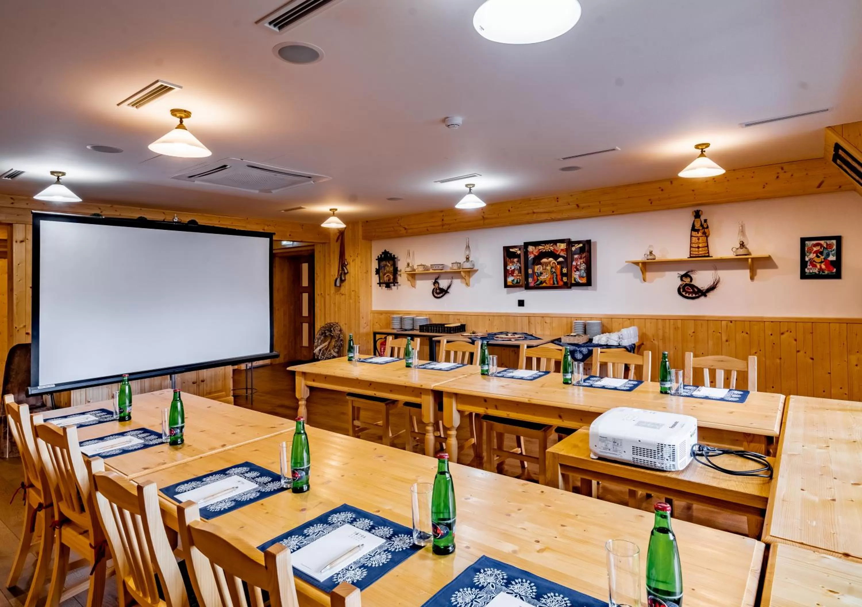 Restaurant/places to eat in Grandhotel Tatra