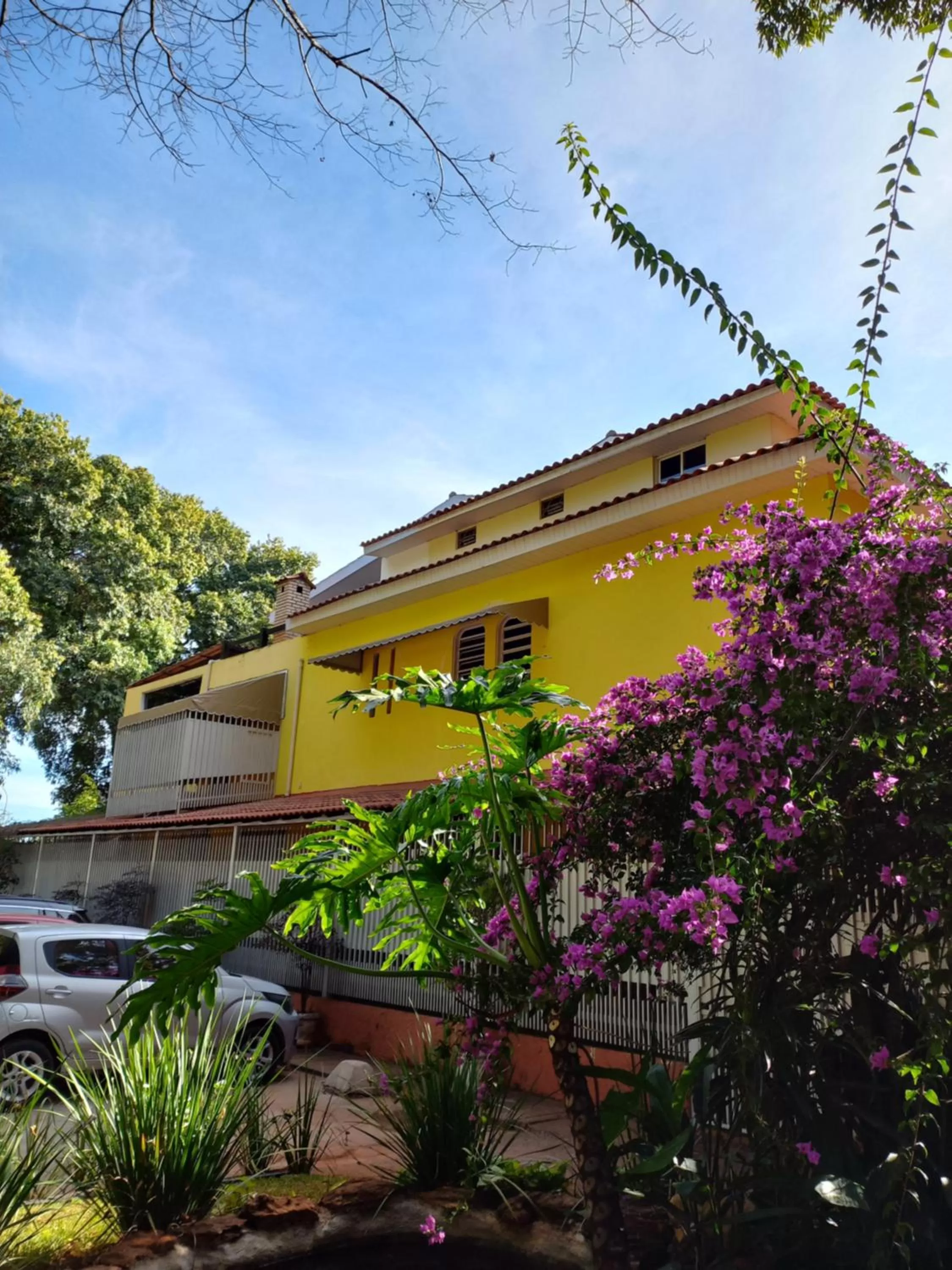 Day, Property Building in KzaZendf Cama e Cafe Asa Sul