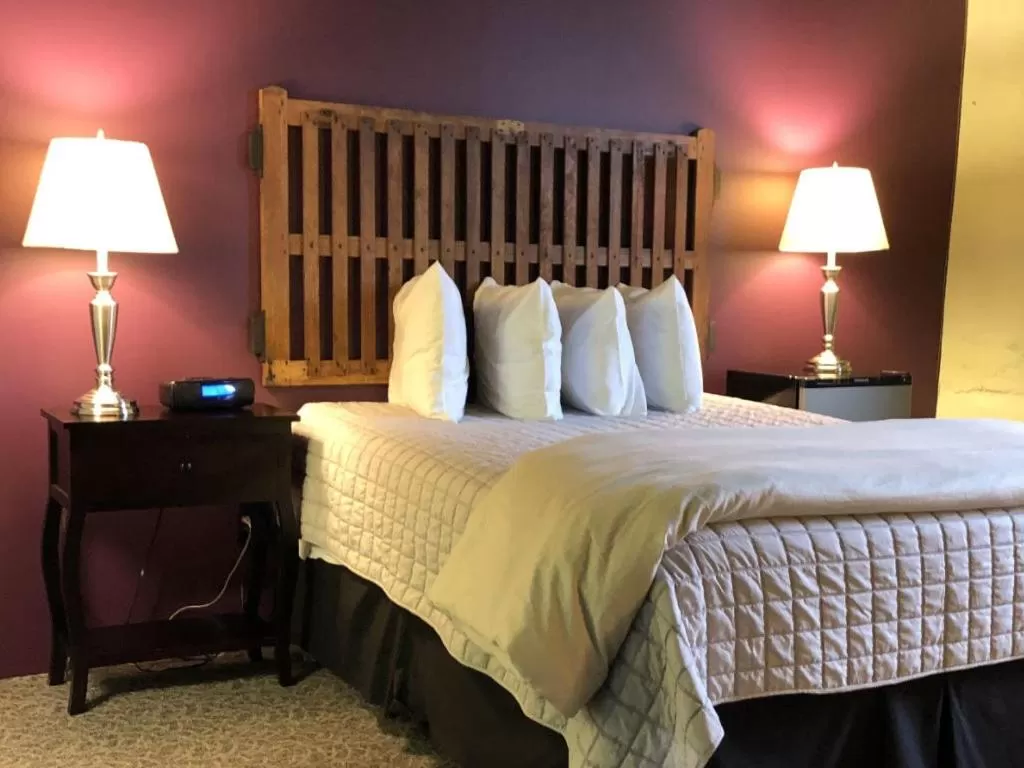 Bedroom, Bed in The Inn at Stone Mill