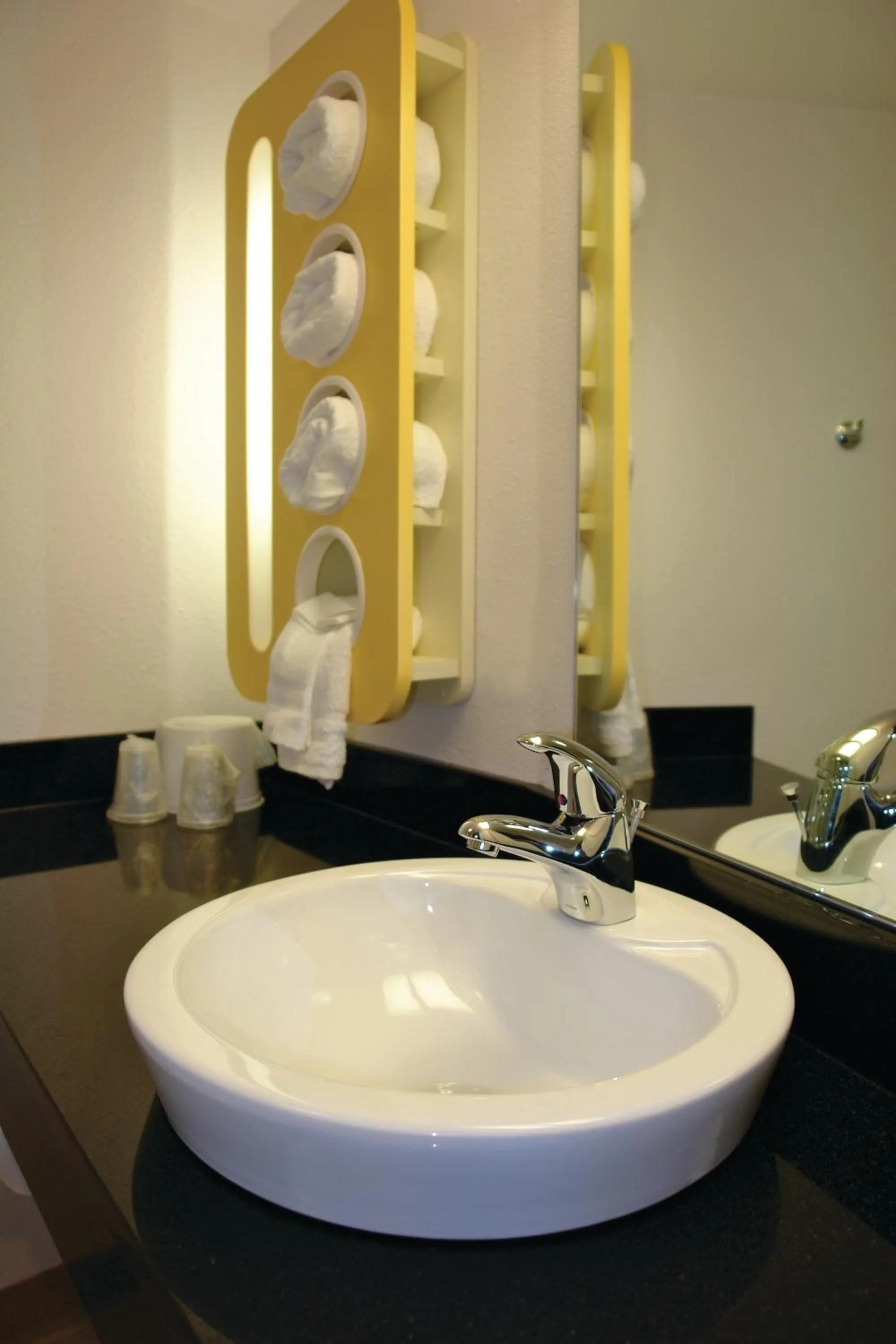 Bathroom in Motel 6 - Downtown Monterey