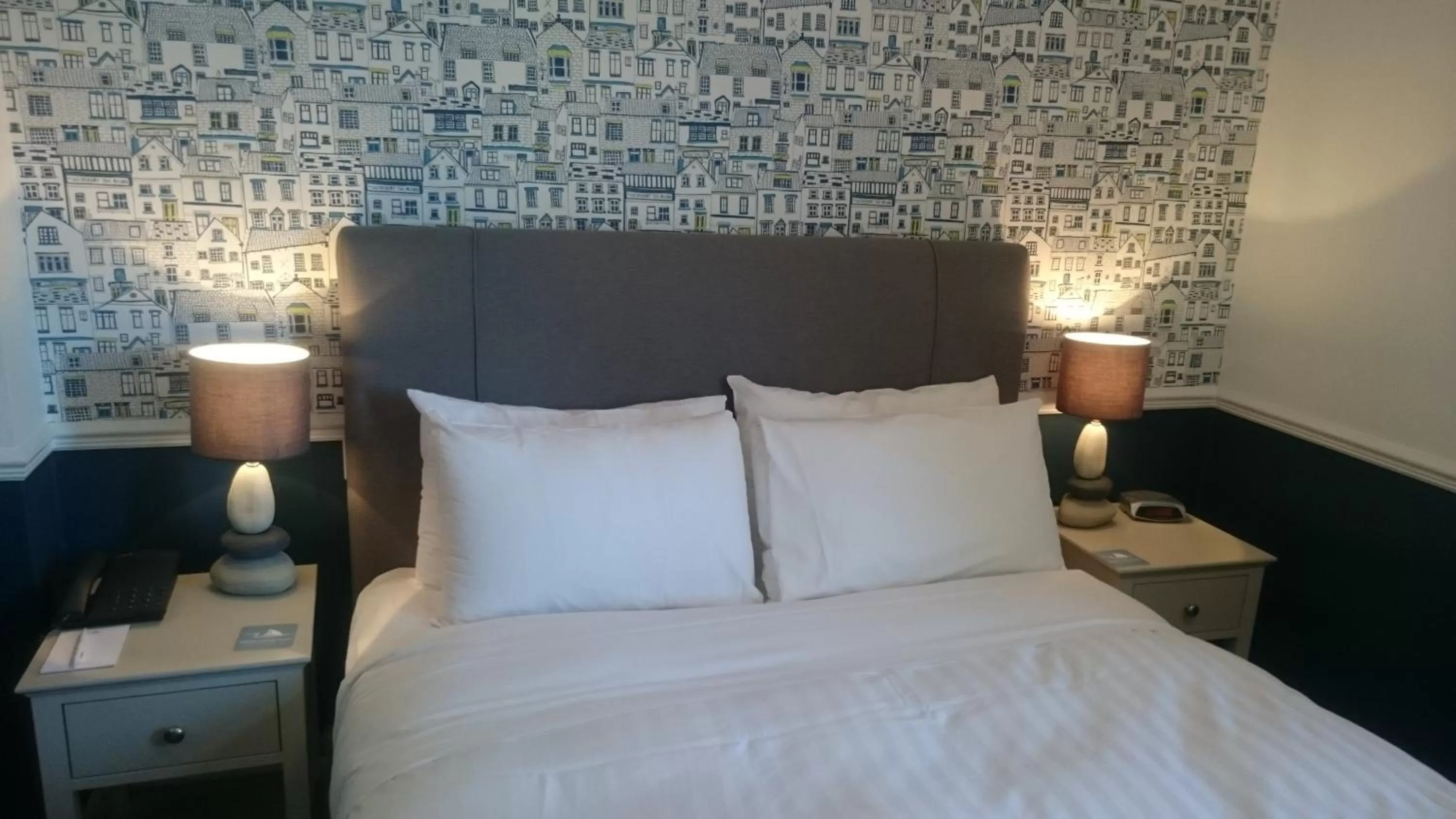 Bed in The White Lodge Hotel