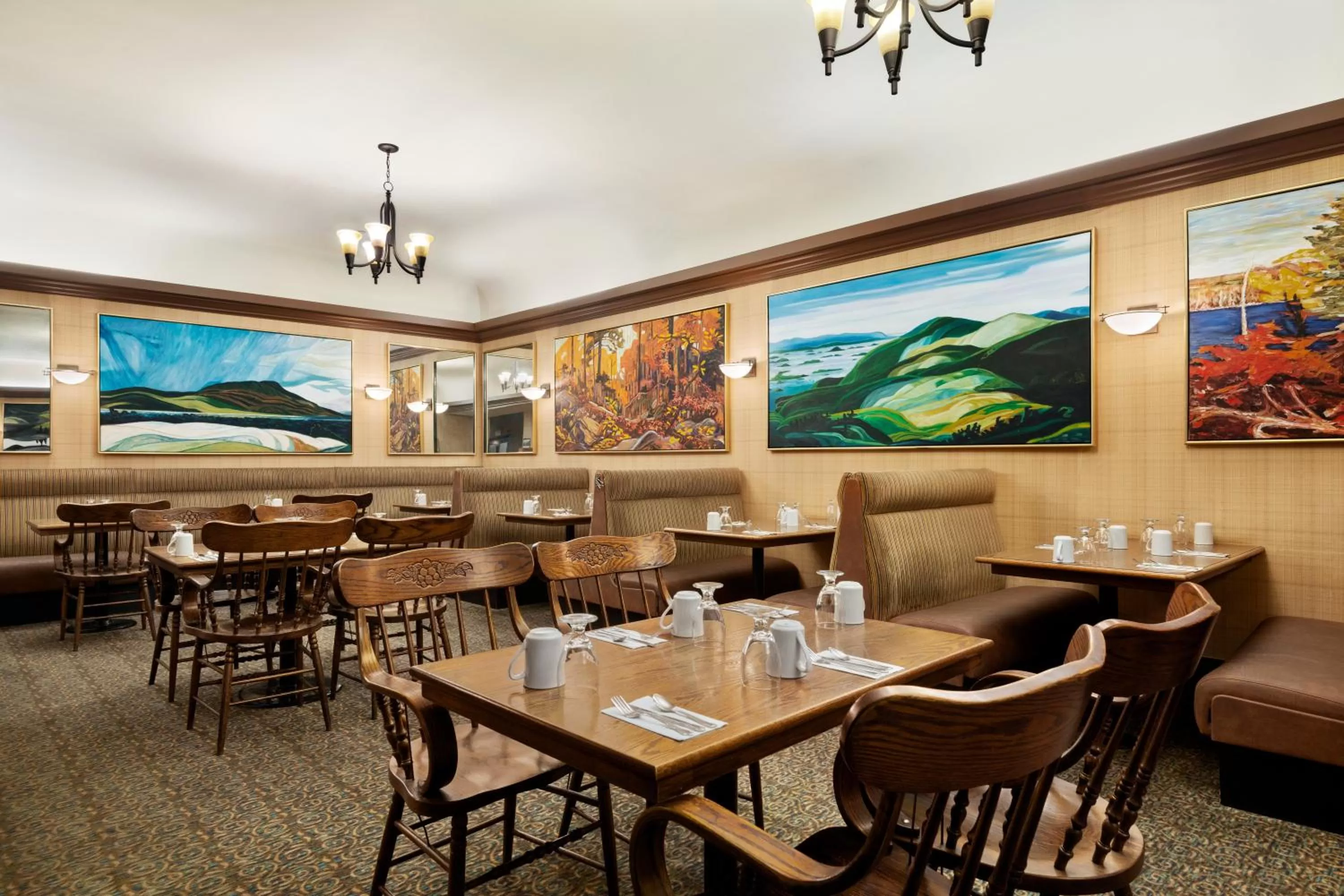 Restaurant/places to eat in Days Inn by Wyndham Vancouver Downtown