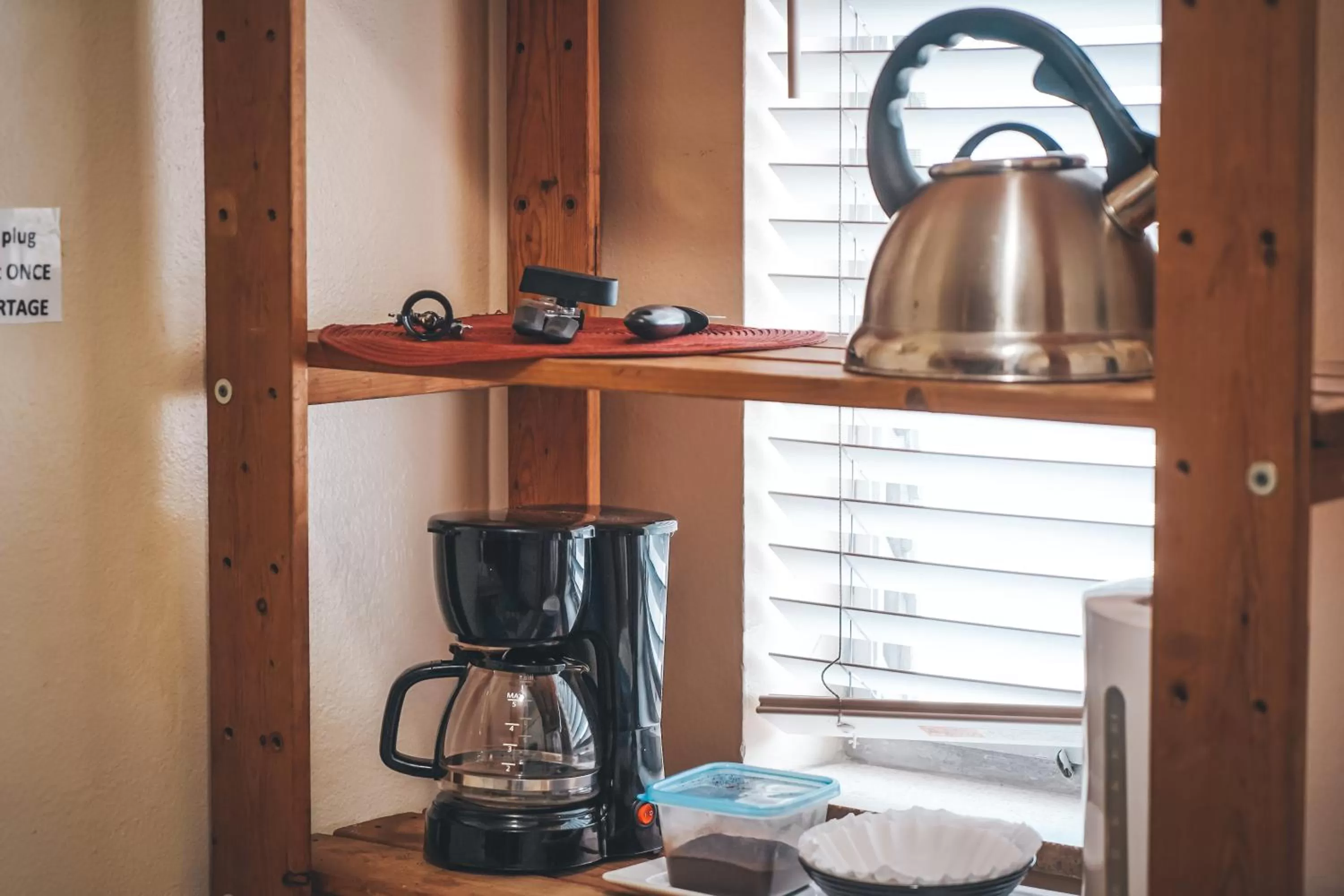Kitchen or kitchenette in Hollywood Light Haven Lodge