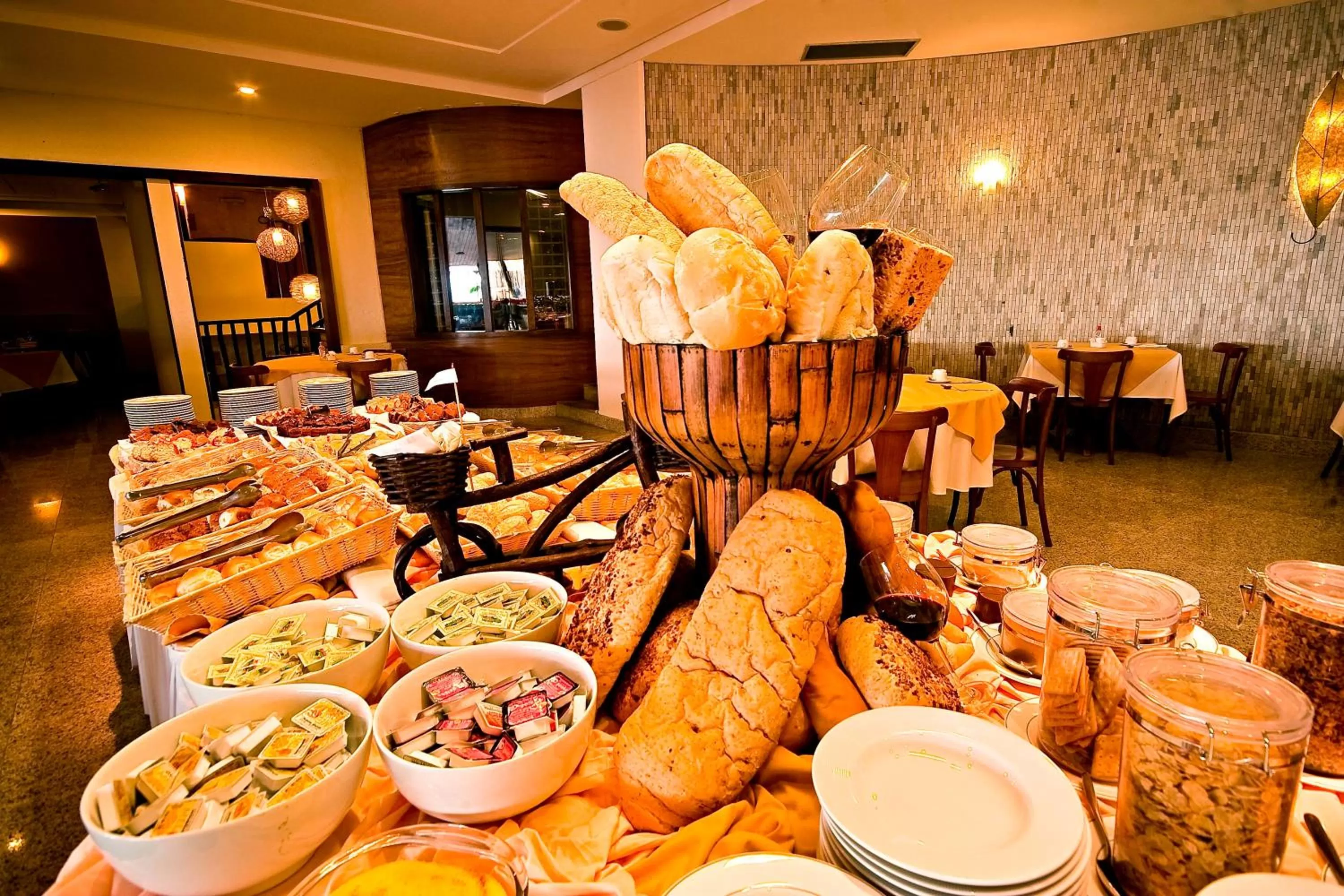 Food and drinks in Rifoles Praia Hotel e Resort