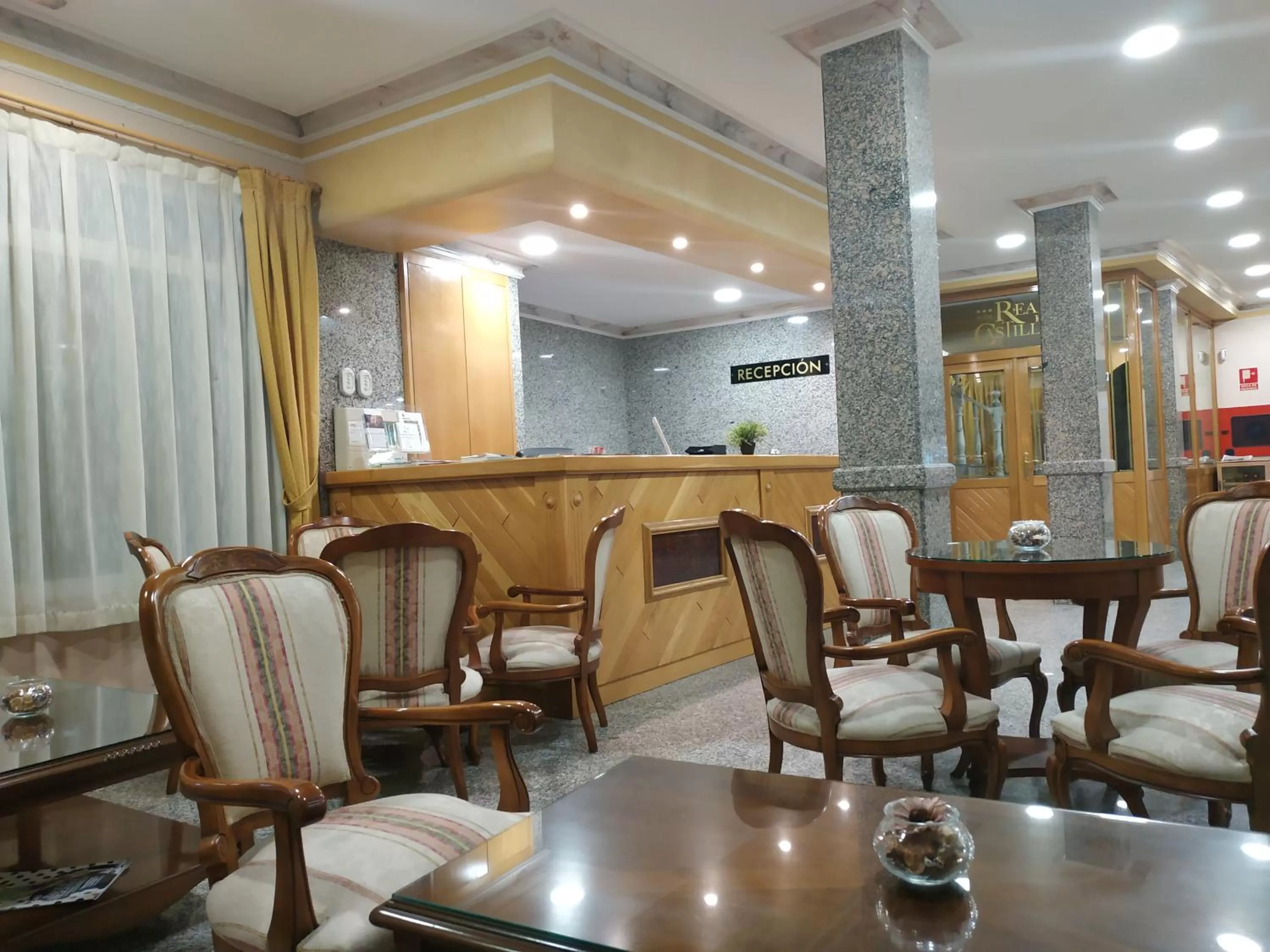 Lobby or reception in Hotel Real de Castilla