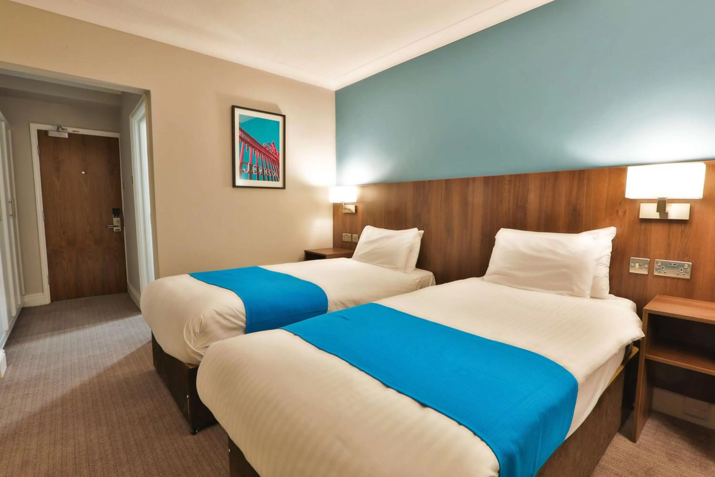 Photo of the whole room, Bed in The Jephson Hotel; BW Signature Collection