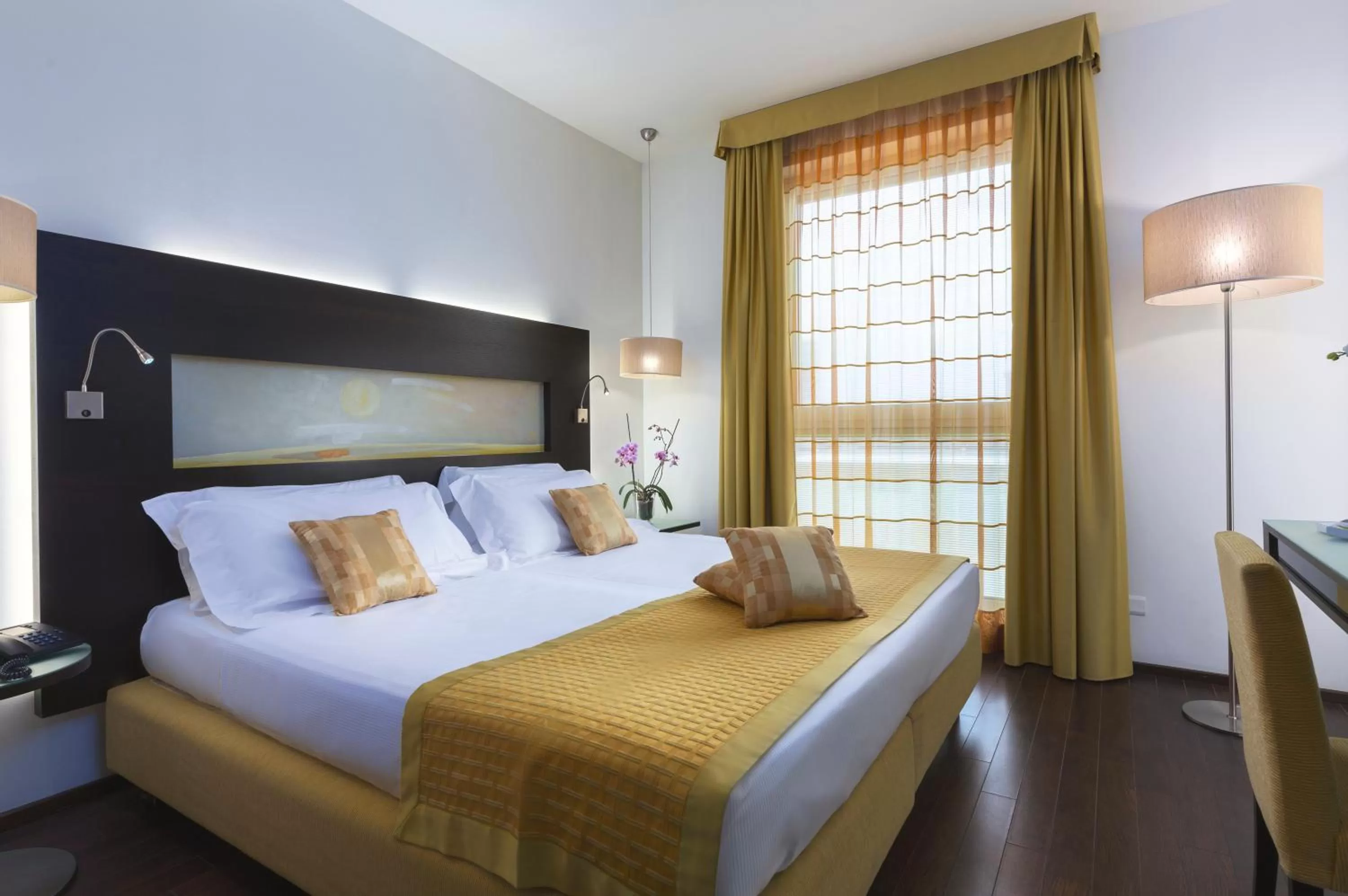 Photo of the whole room, Bed in Hotel Mercure Siracusa