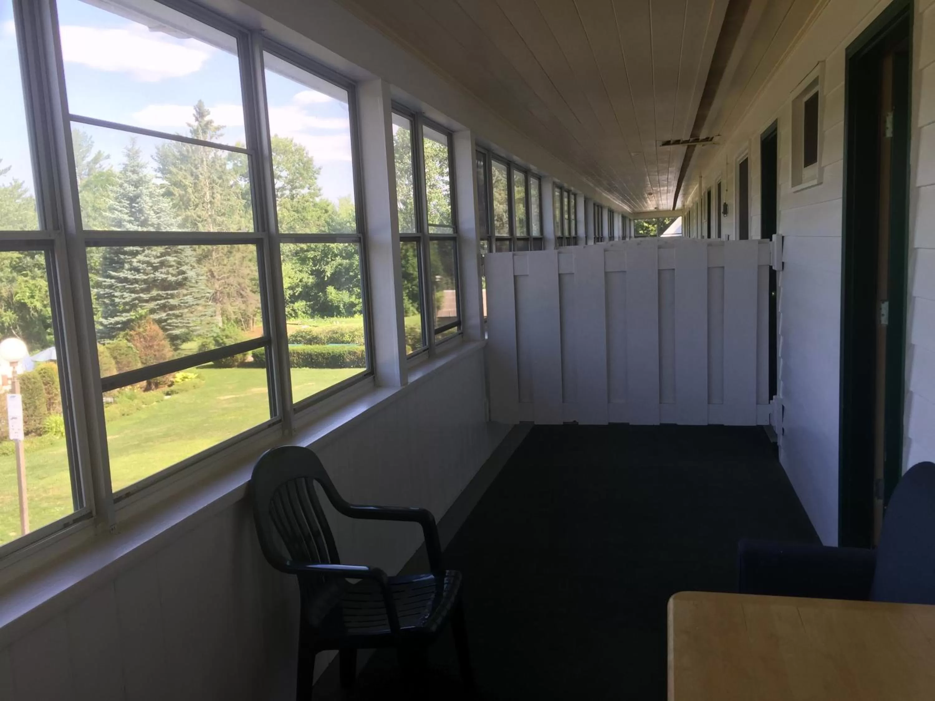 Day in Briarcliff Motel