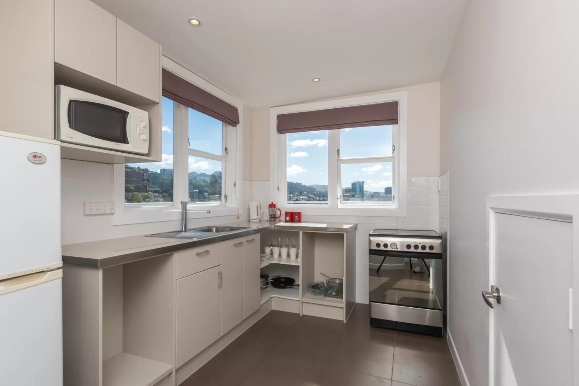 City view in Capital View Motor Inn - Free Parking