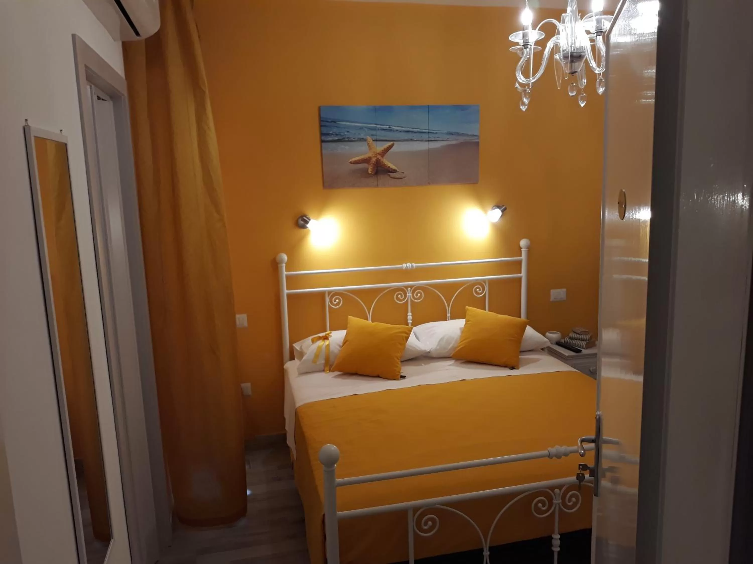 Bedroom, Bed in Medusa Gallipoli