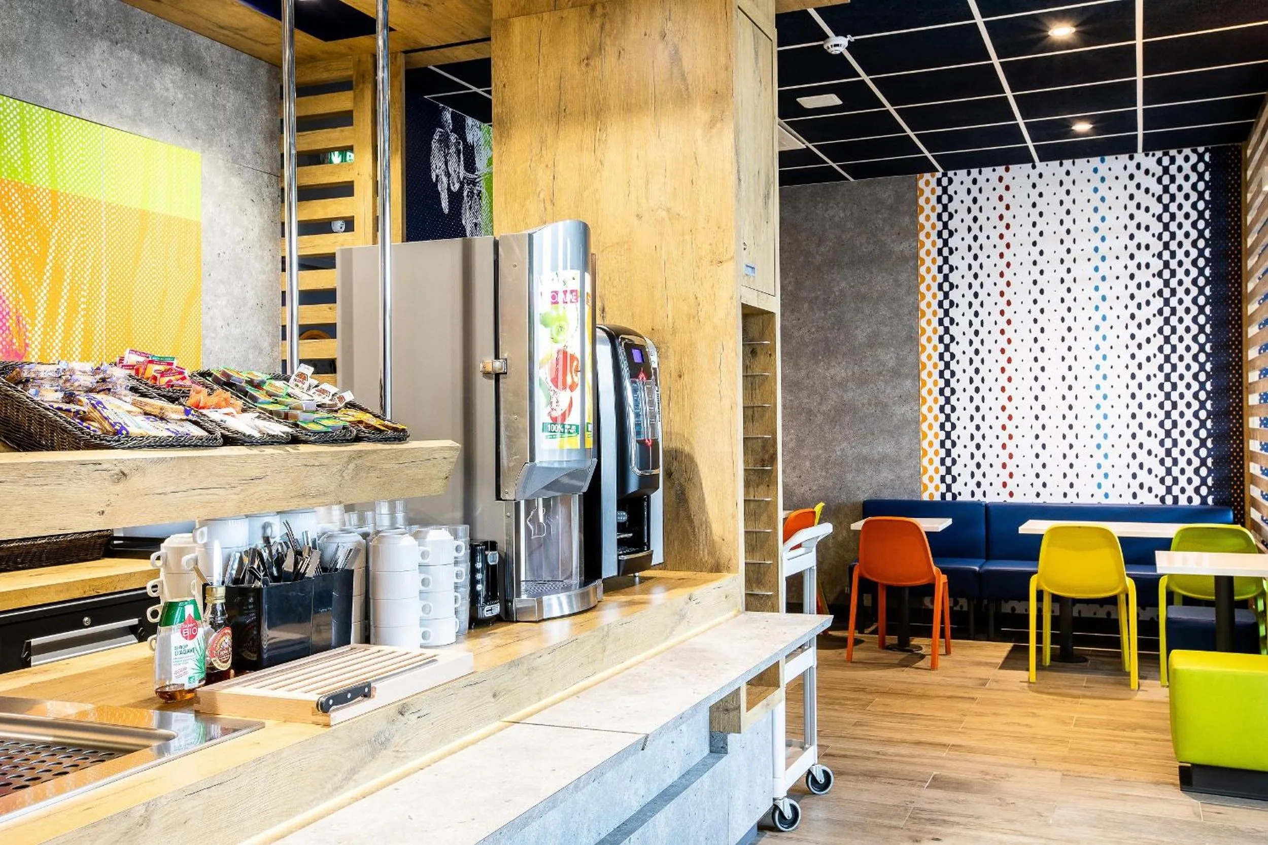 Area and facilities in ibis budget Paris Gennevilliers