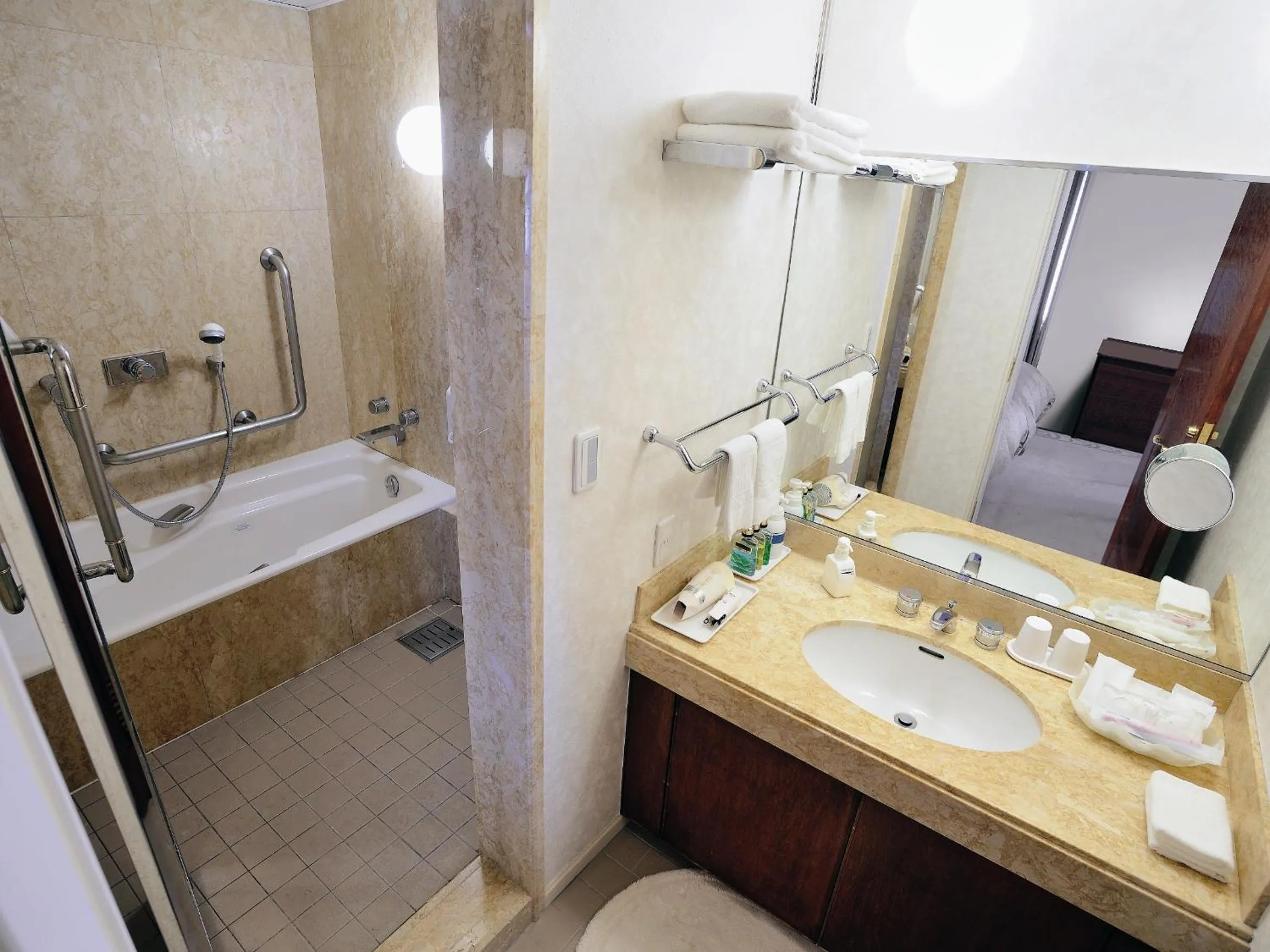 Bathroom in Bandai Silver Hotel