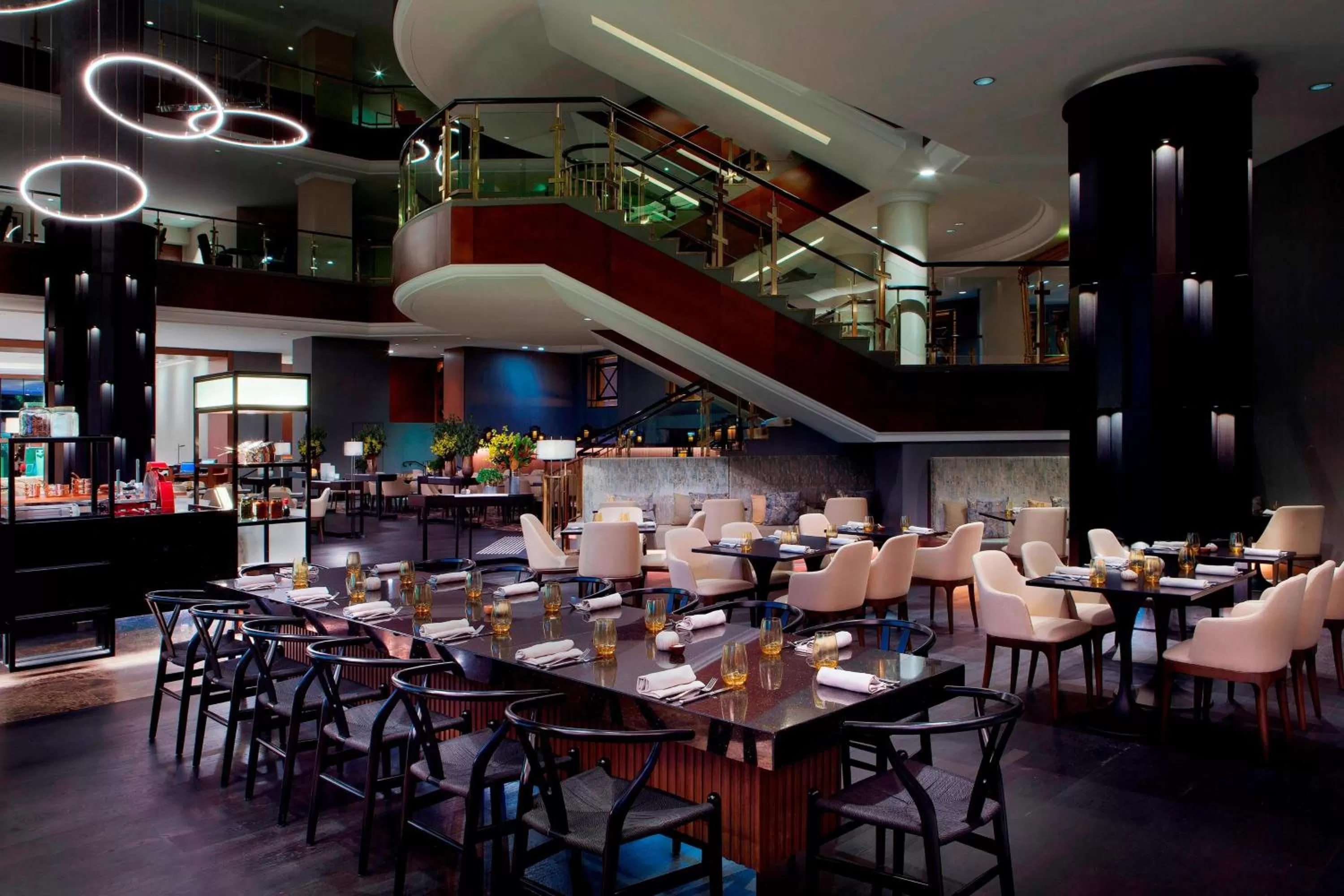 Restaurant/places to eat in Sydney Harbour Marriott Hotel at Circular Quay