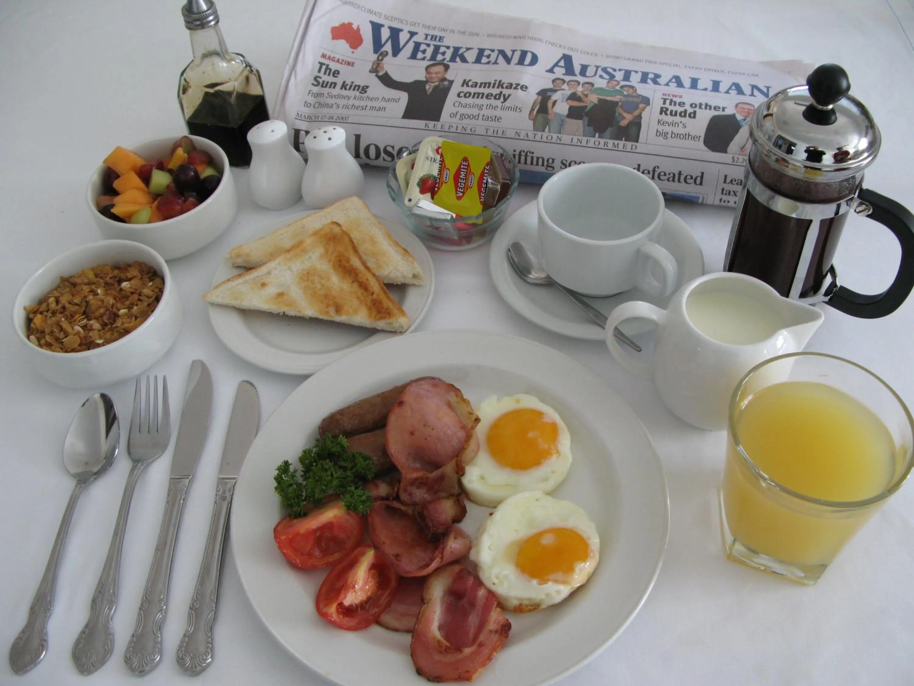 Breakfast in Barclay Motor Inn