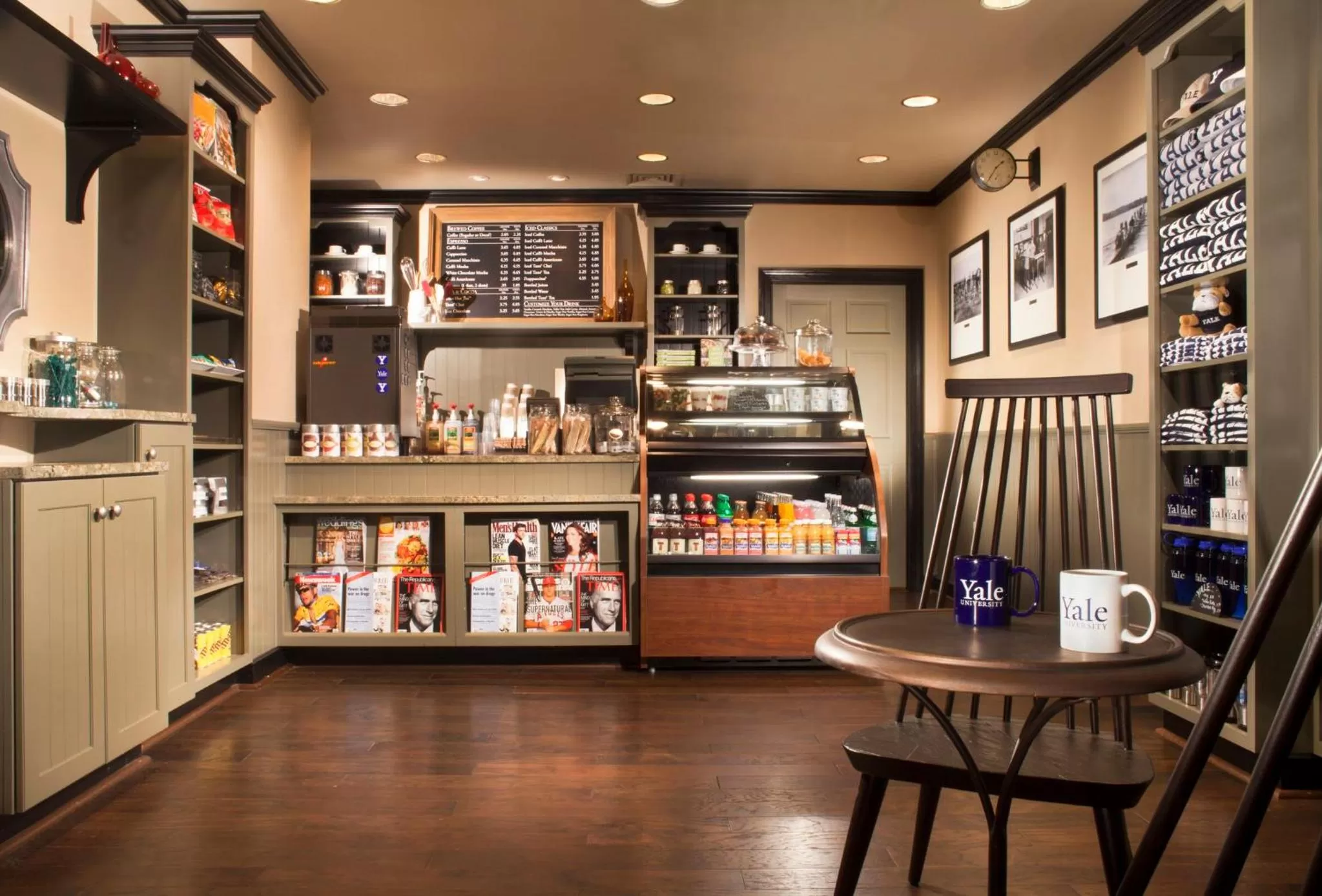 Restaurant/places to eat in Omni New Haven Hotel at Yale