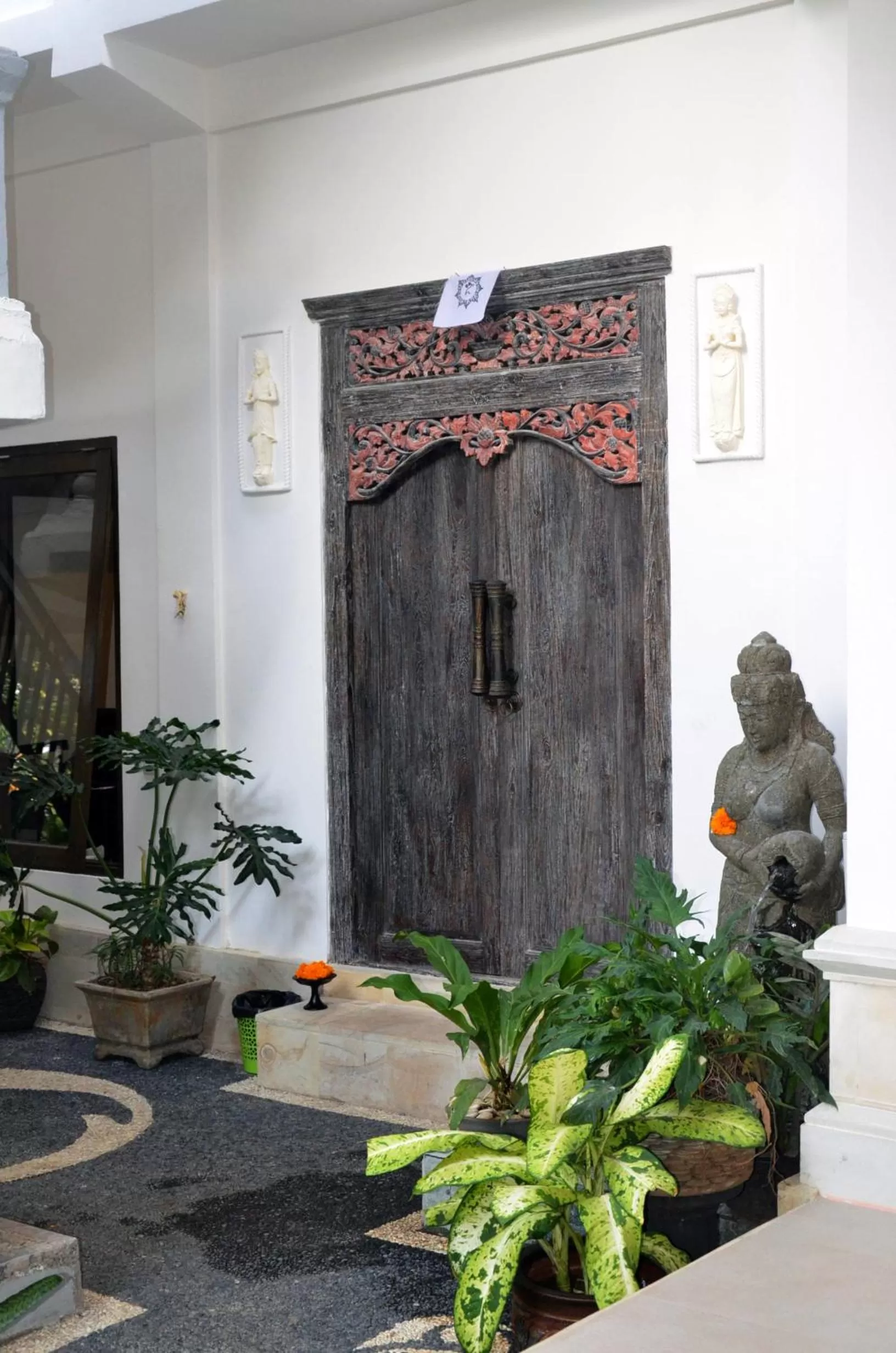 Garden in Suma Beach Hotel