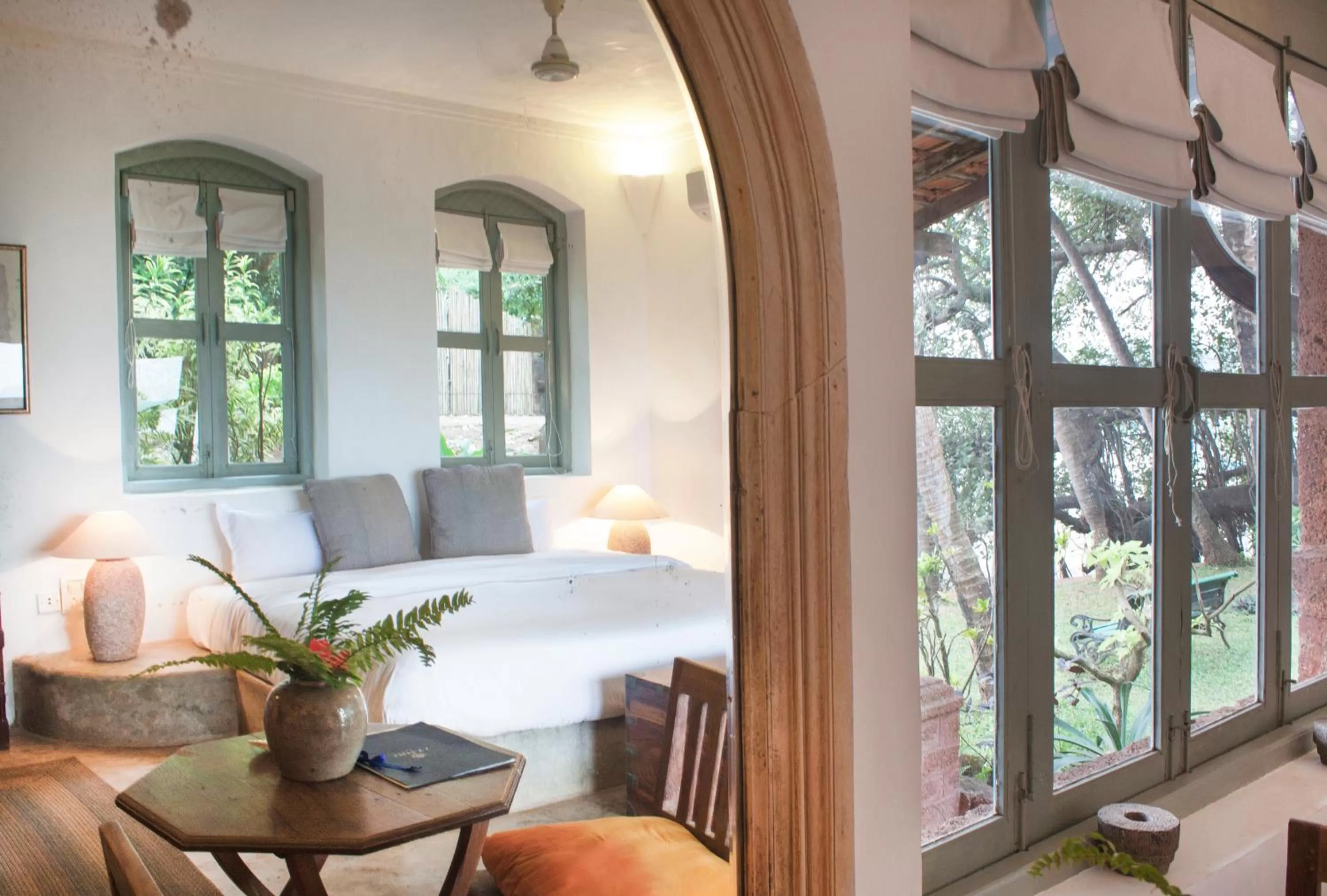 RAINHA SUNSET VILLA in Ahilya By The Sea