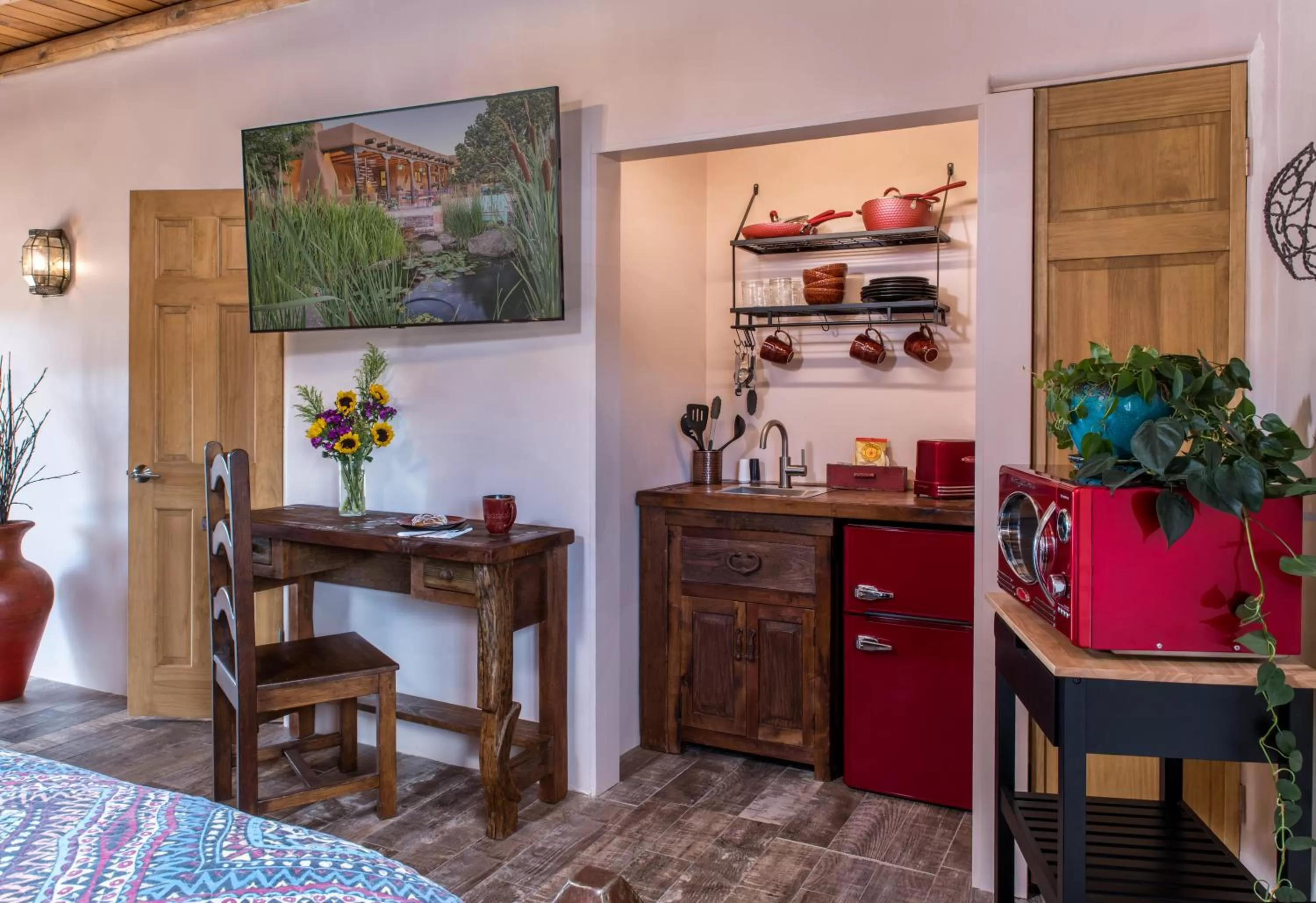 TV and multimedia, Kitchen/Kitchenette in Bobcat Inn
