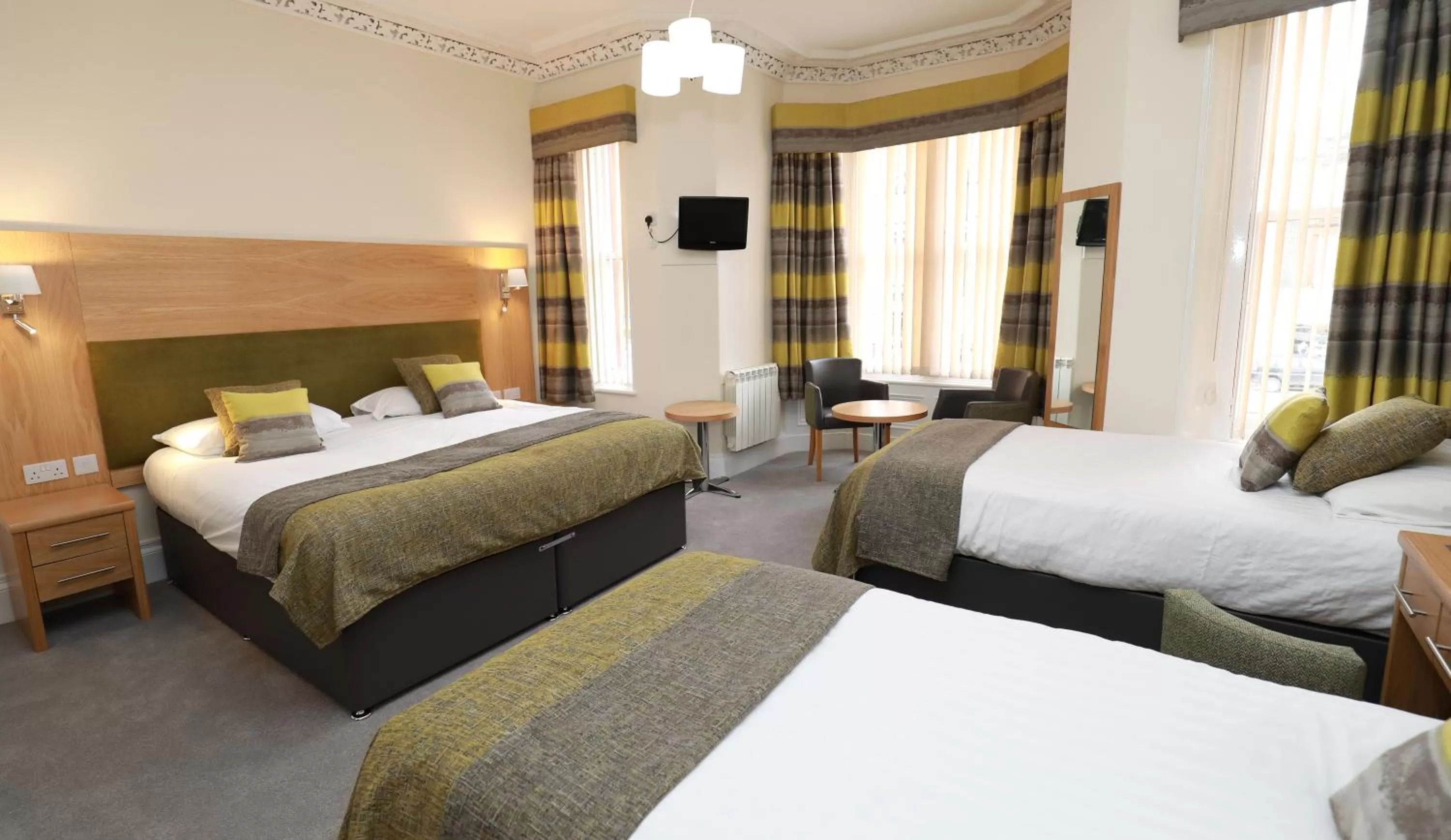 Bed in The Famous Star Hotel Moffat