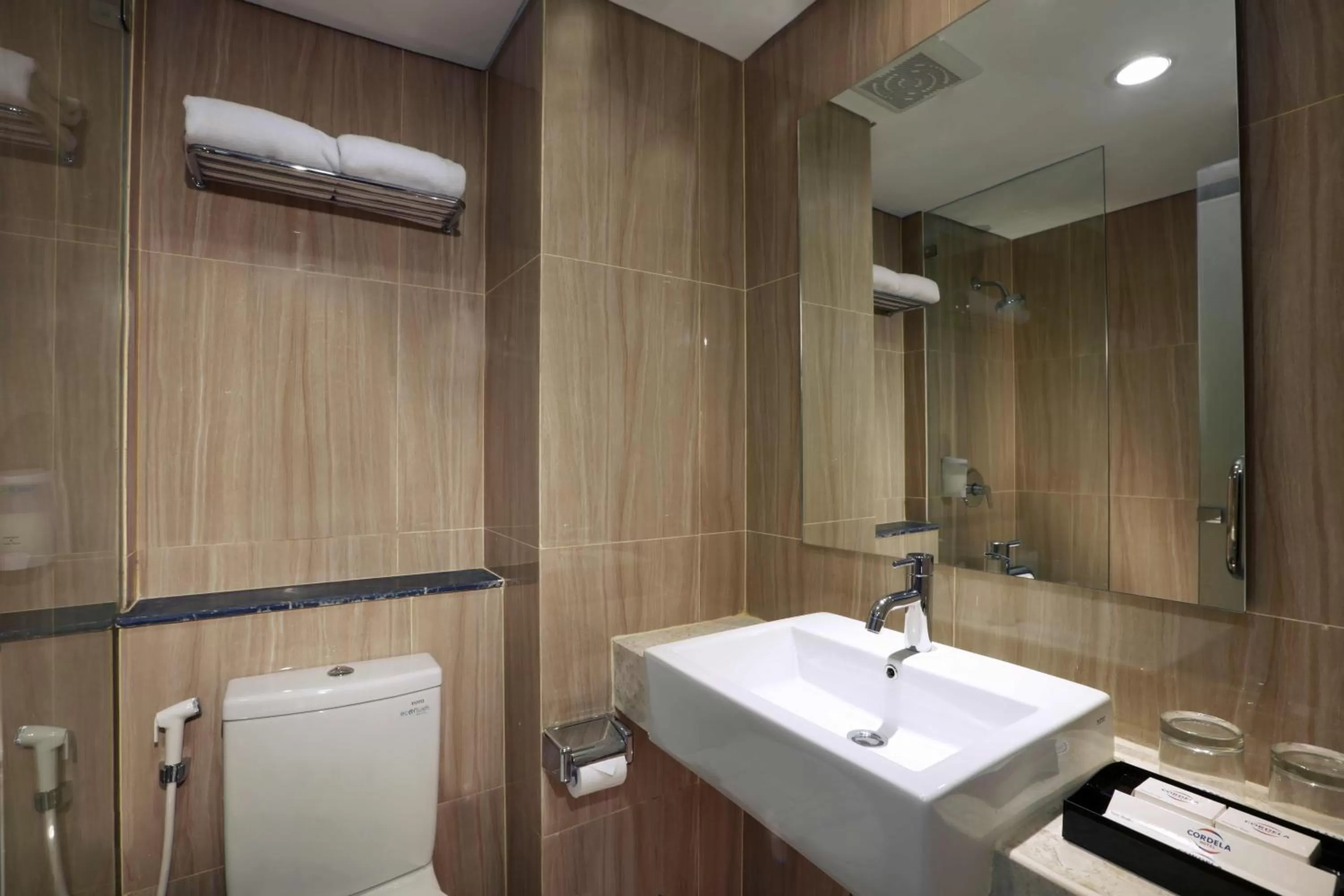 Shower in Grand Cordela Hotel Bandung