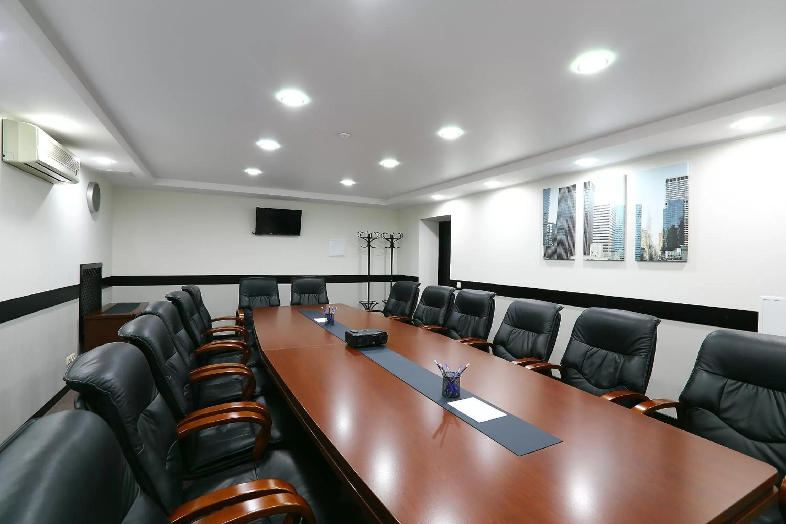 Meeting/conference room in Oberig Hotel