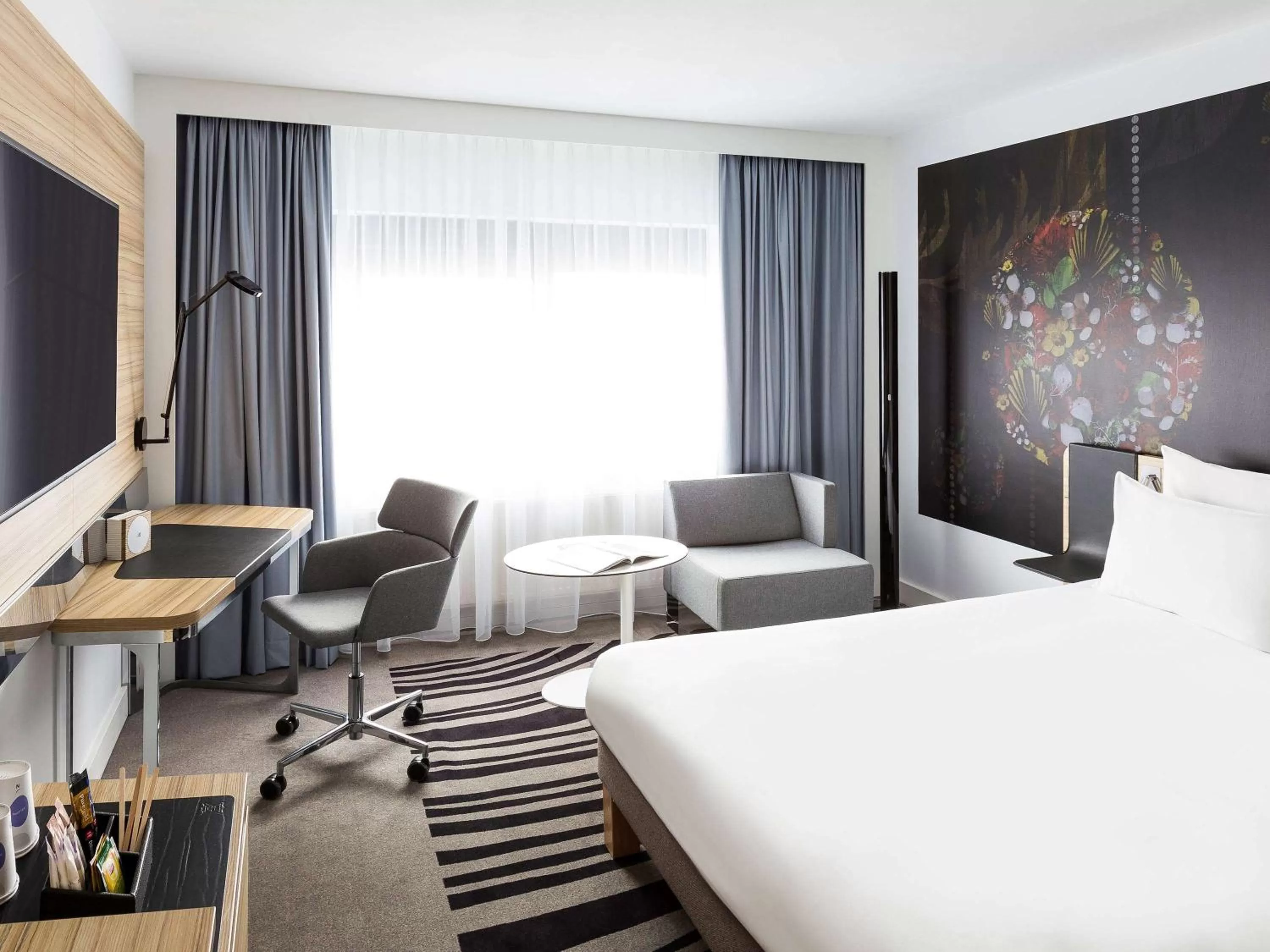 Photo of the whole room, Bed in Novotel Amsterdam City