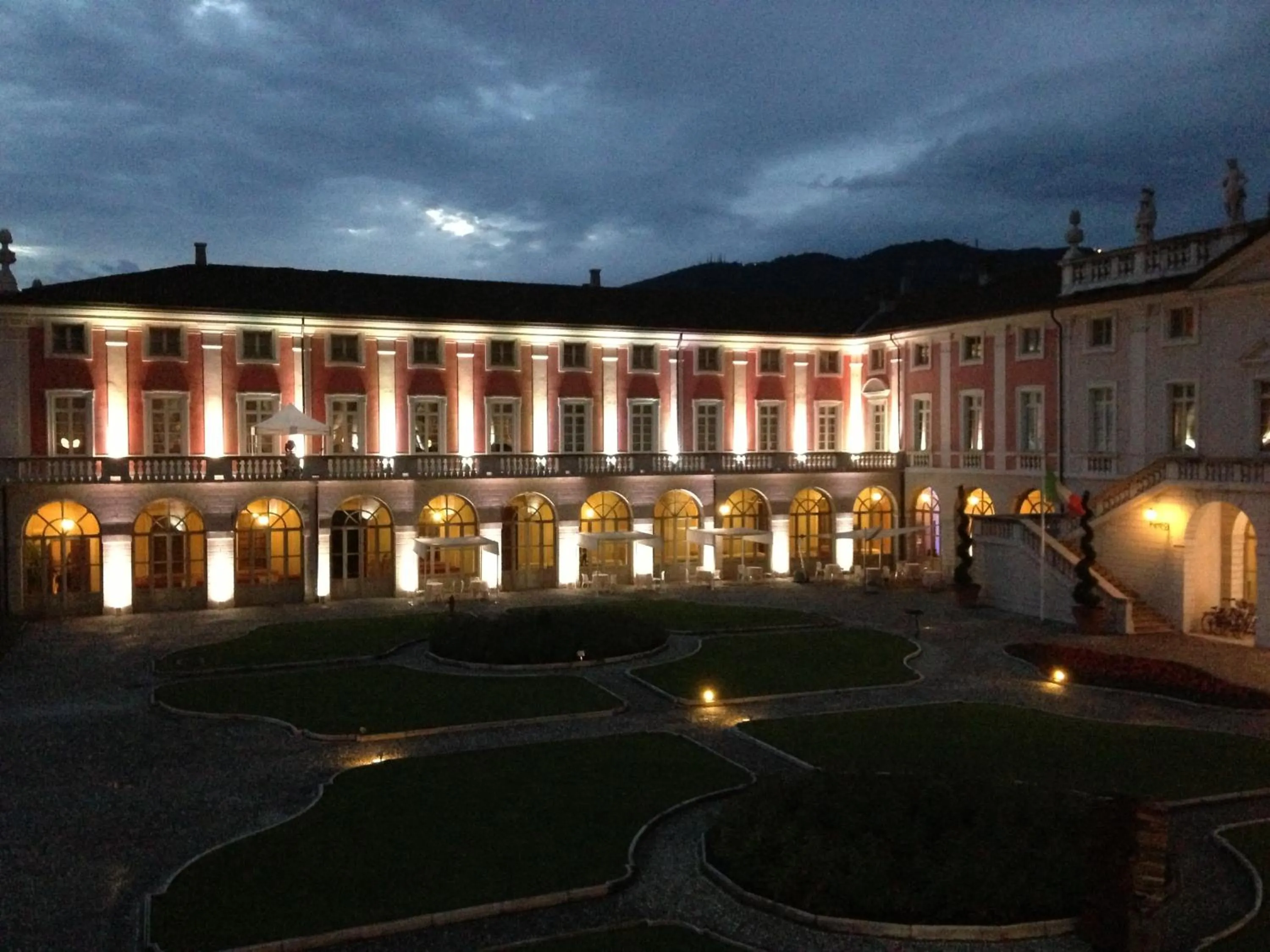 Facade/entrance in Villa Fenaroli Palace Hotel