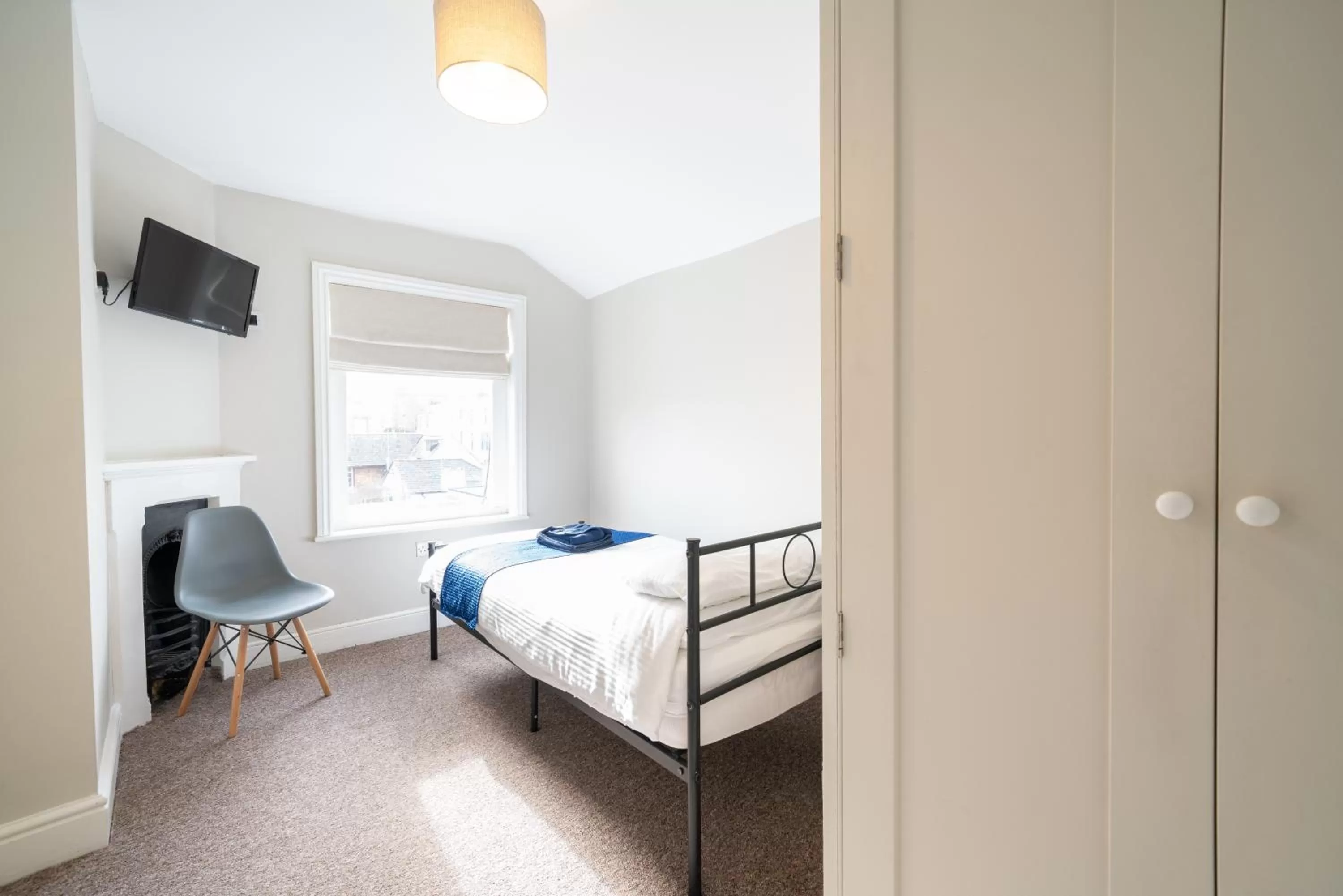 Bed in The Veteran Hotel & Bar