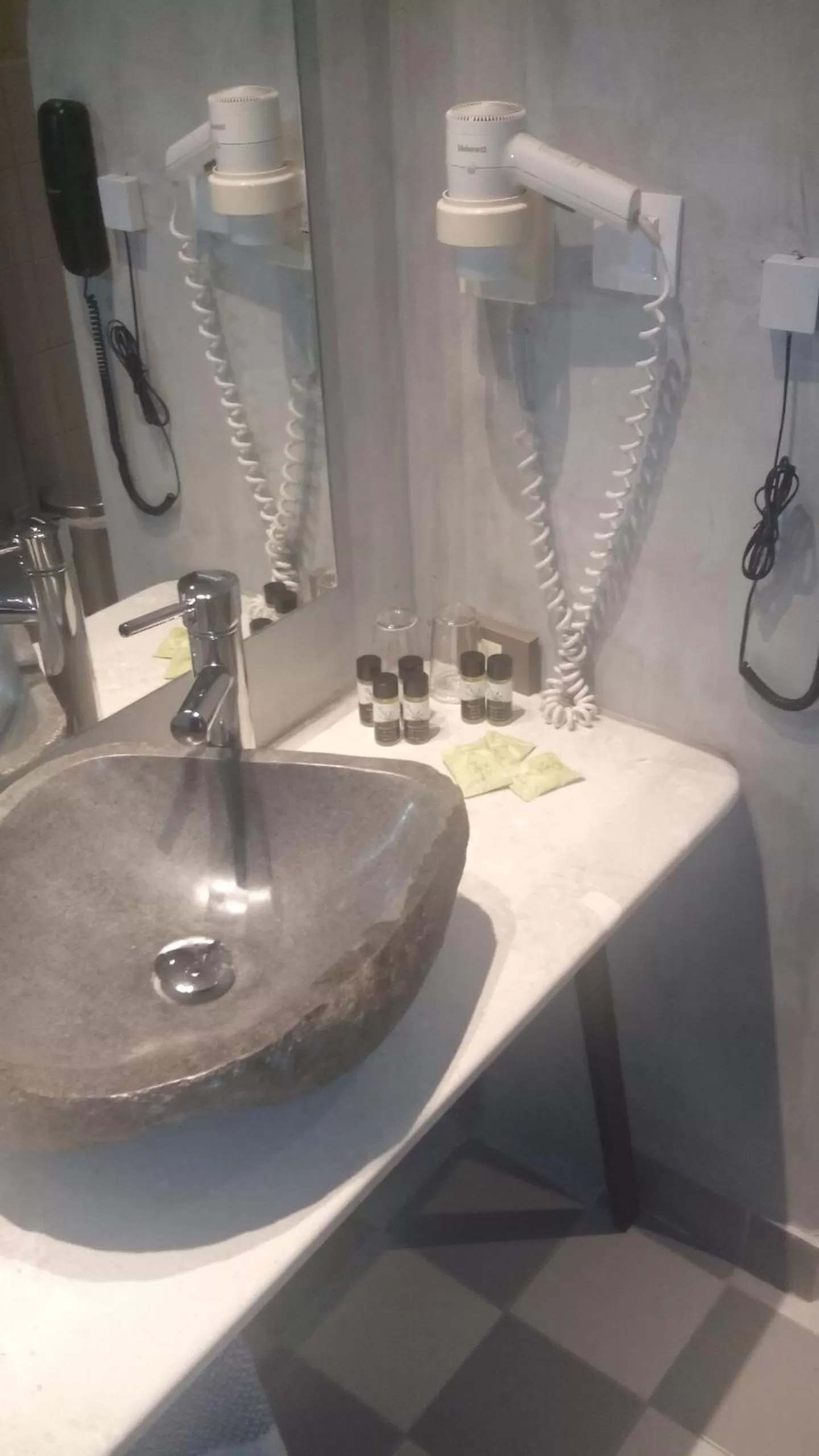 Bathroom in Metropolitan