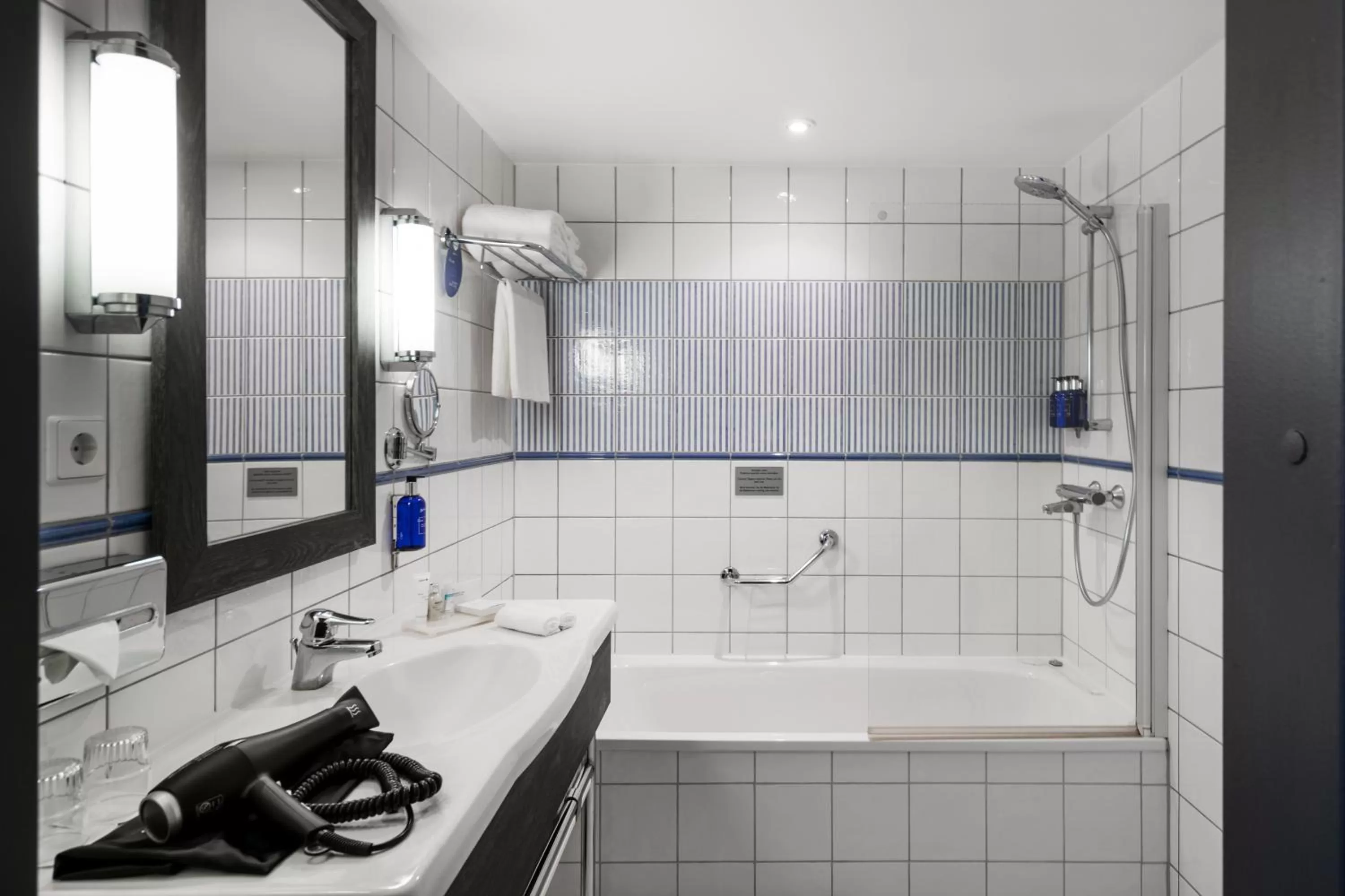 Bathroom in MERCURE KLAIPEDA CITY HOTEL, Meetings, Events, Restaurant & Bar - Accor Group, Pet Stay FREE