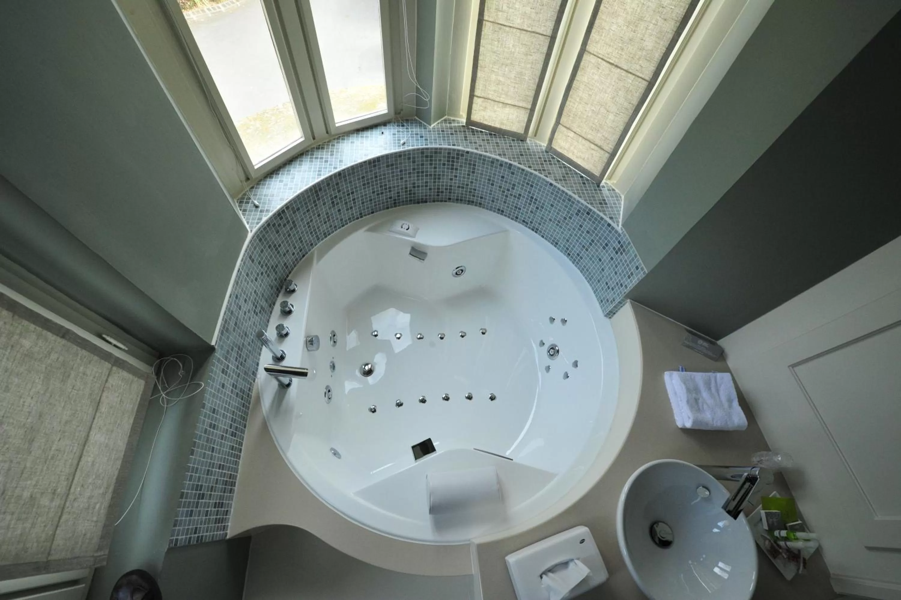 Bathroom in Chateau du Clos de la Ribaudiere - Teritoria