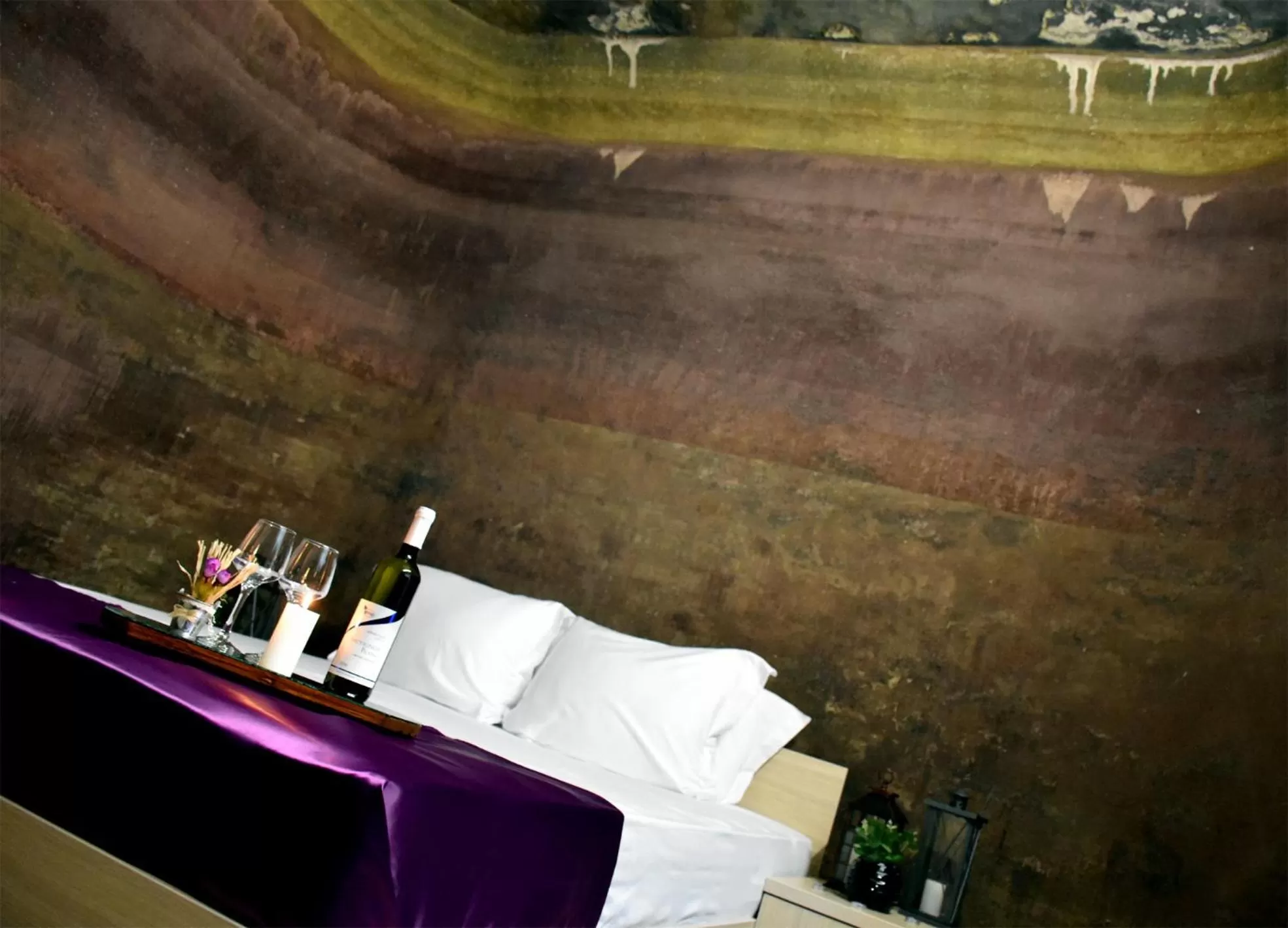 Hotel and winery LOZAR