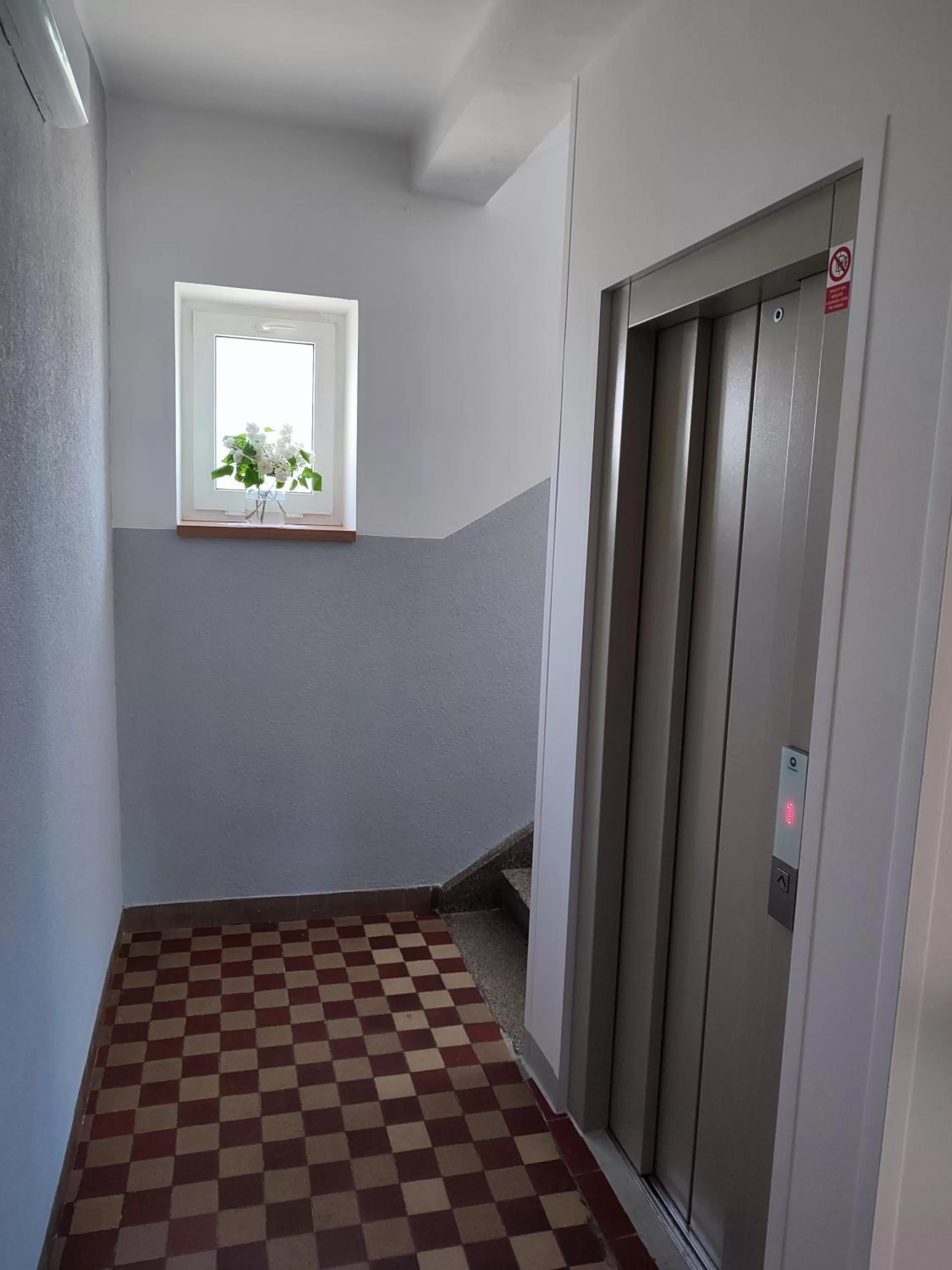 elevator in BEST Hotel Garni