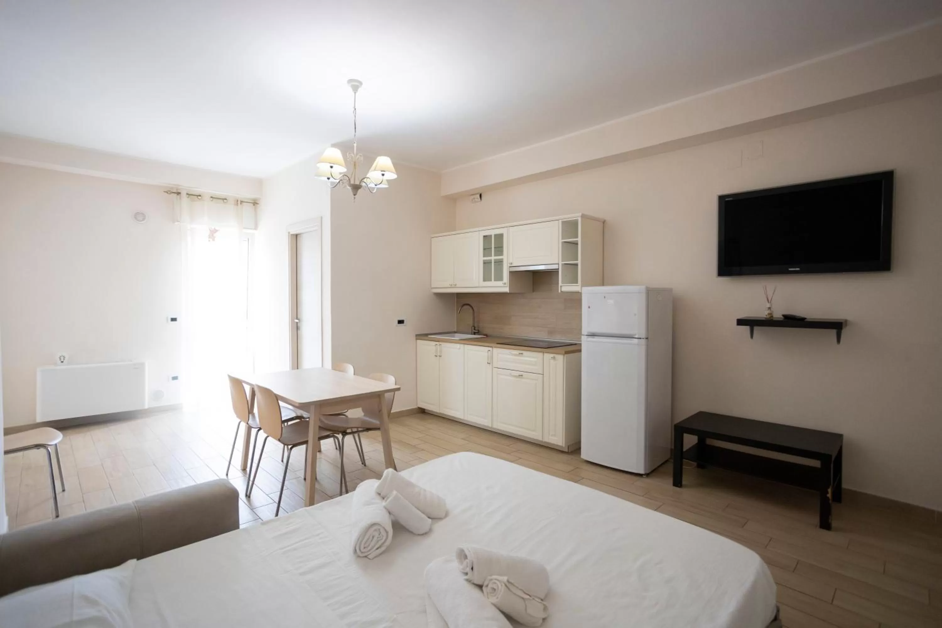 Photo of the whole room, Bed in Residence O'Sole Mio Pompei