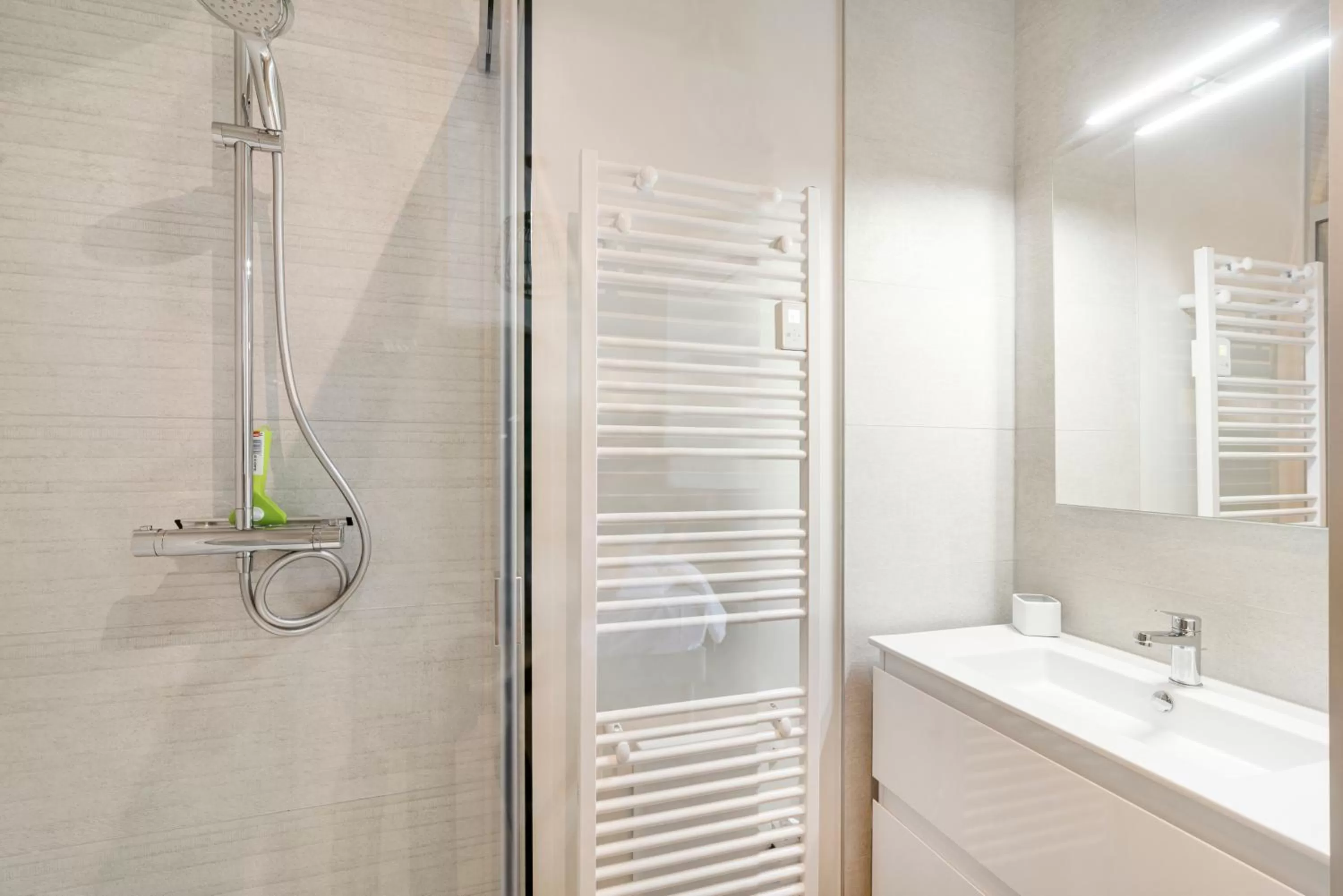 Bathroom in Résidence Ker Enia Meublés de Tourisme