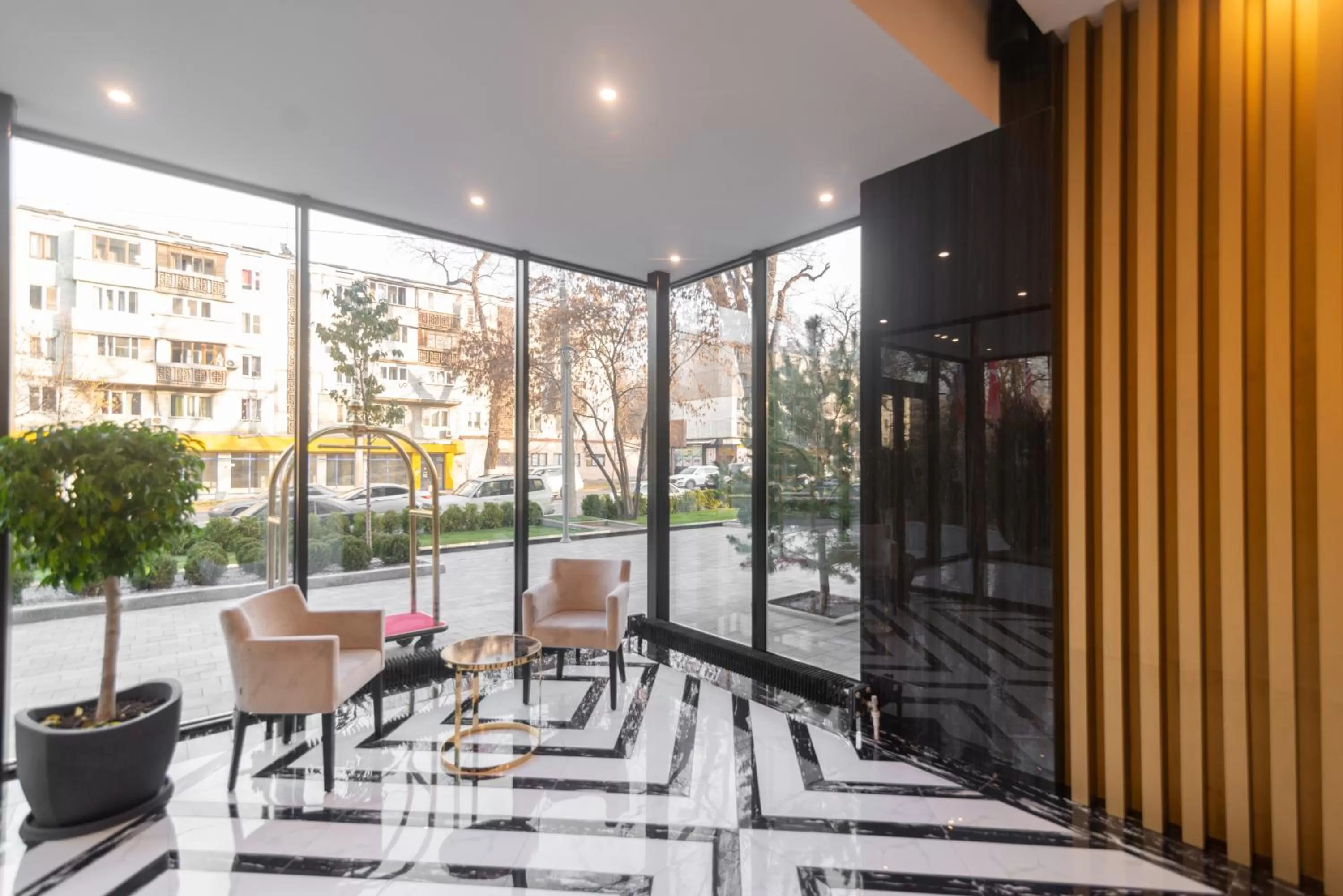 Lobby or reception in Resident City Hotel