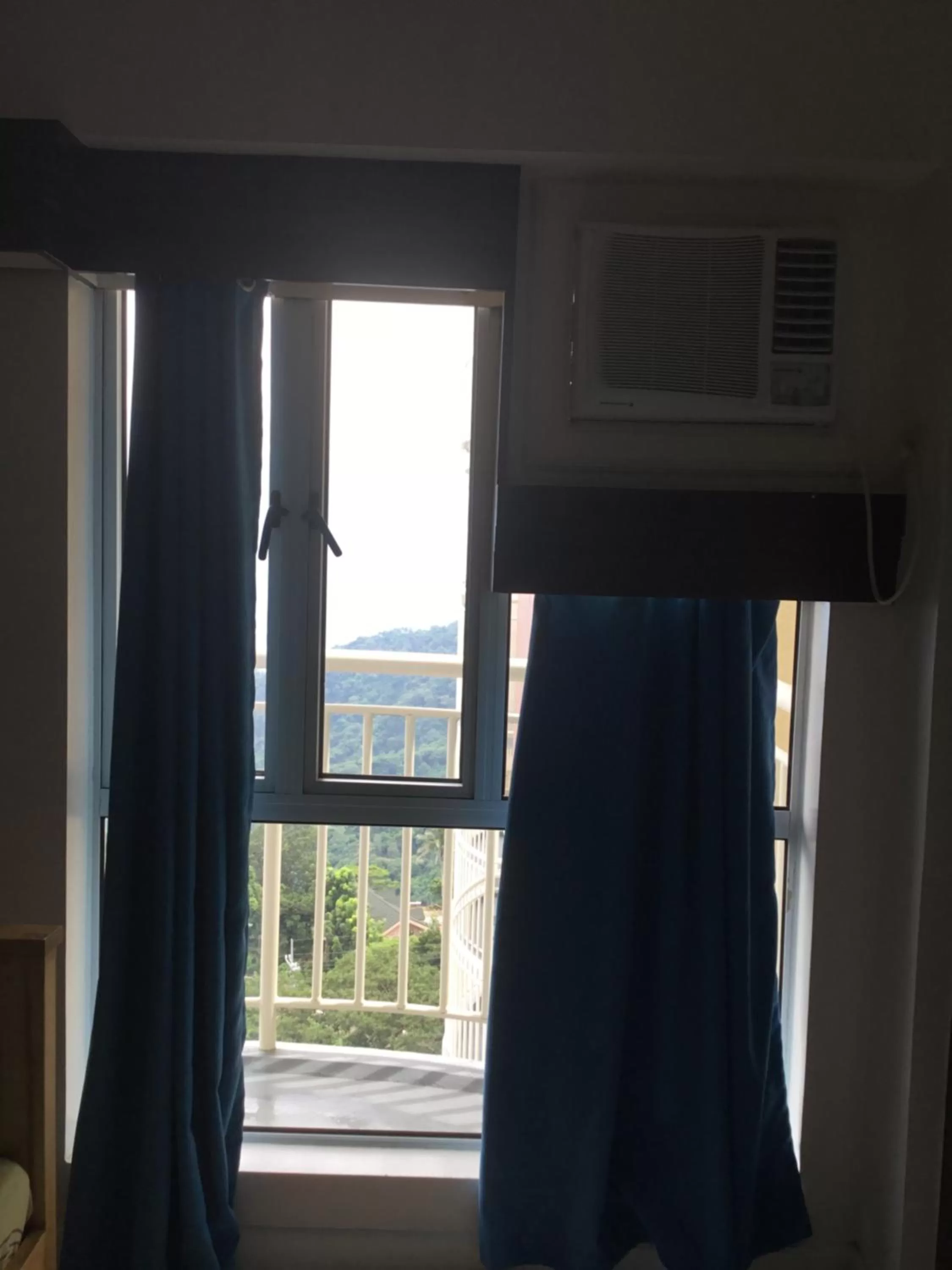 Condo with Free Swimming Pool & Viewing Deck