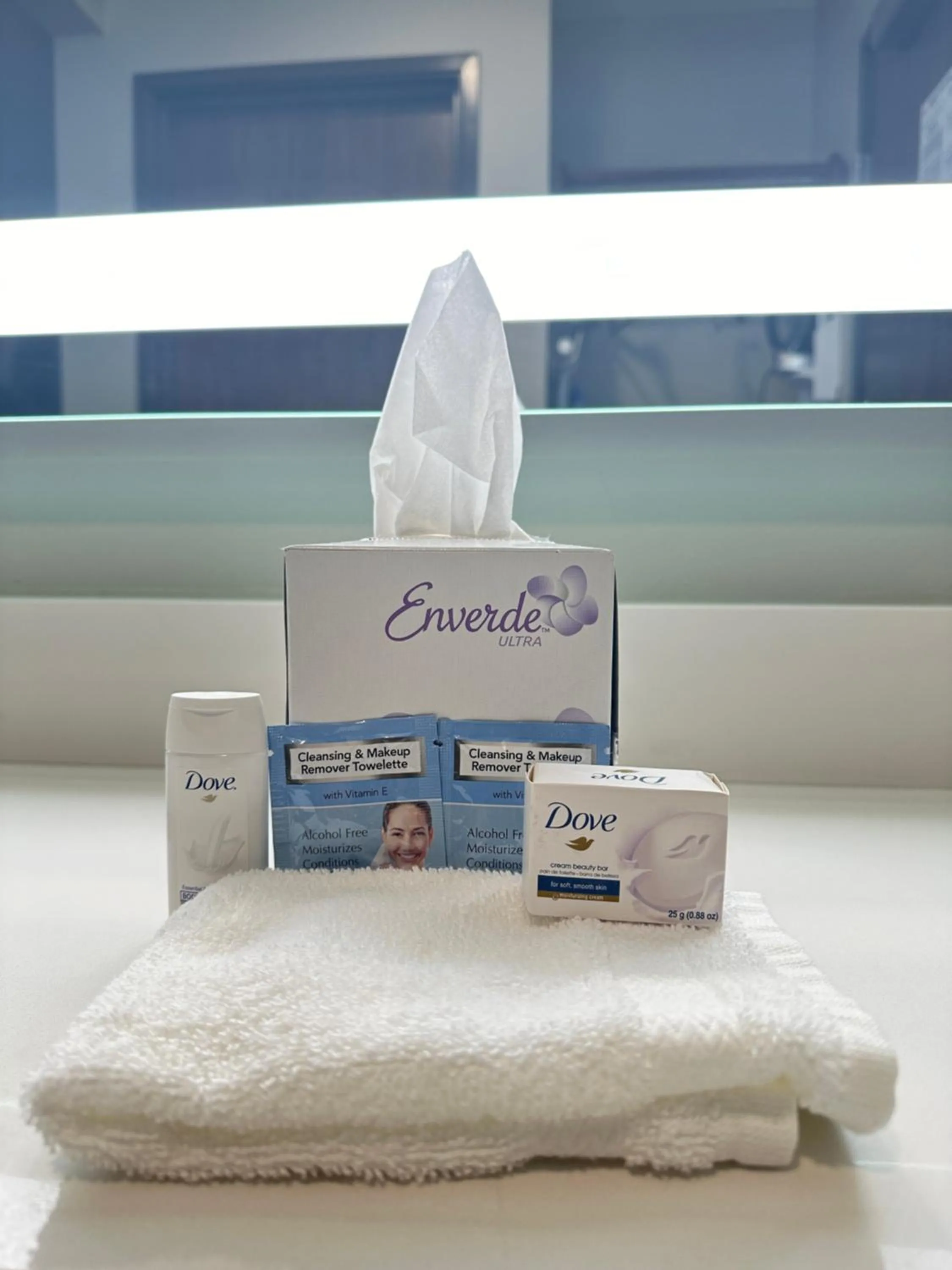 Bathroom in La Quinta Inn by Wyndham Columbia NE Fort Jackson