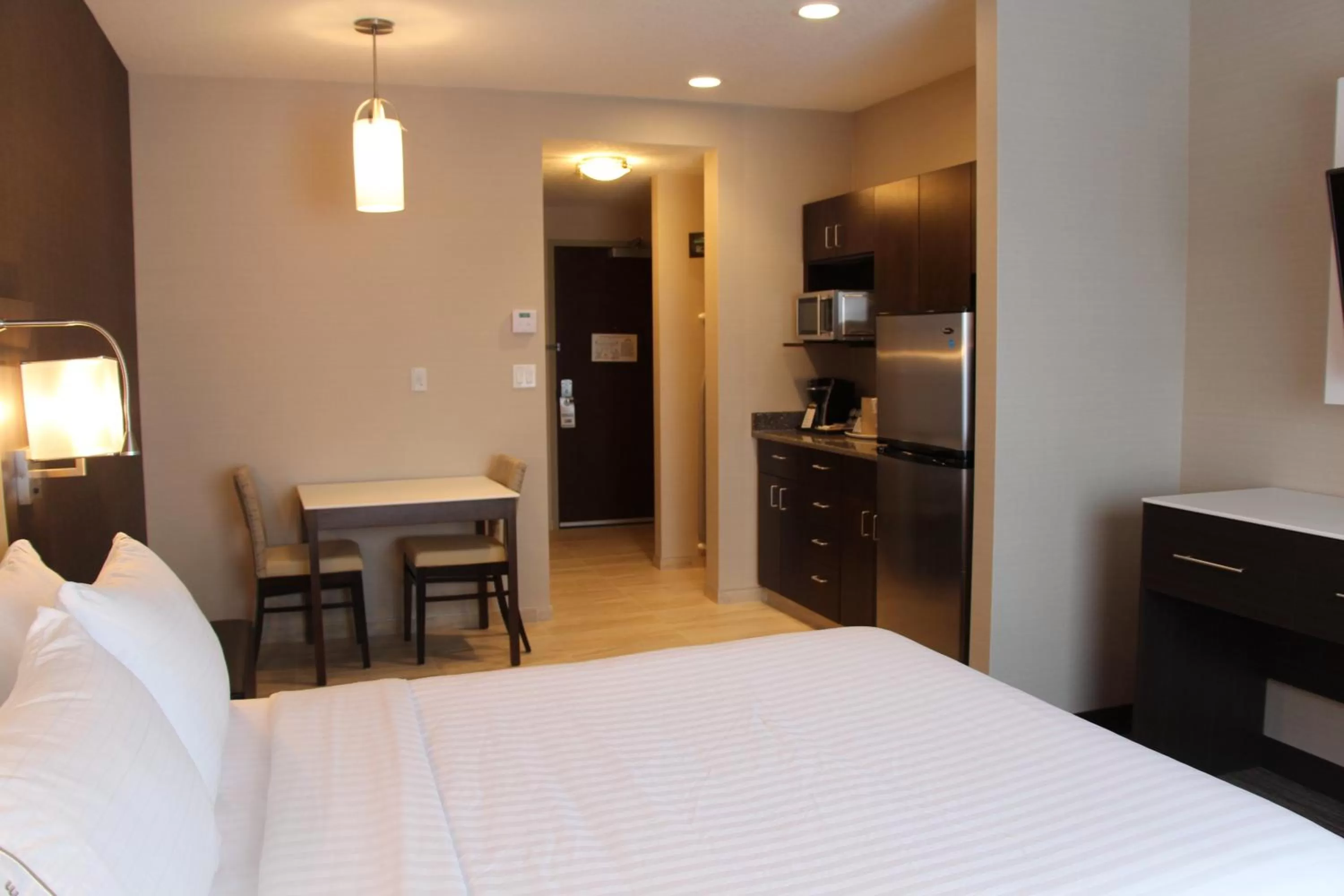 Superior Single Room in Holiday Inn Express & Suites Cold Lake, an IHG Hotel