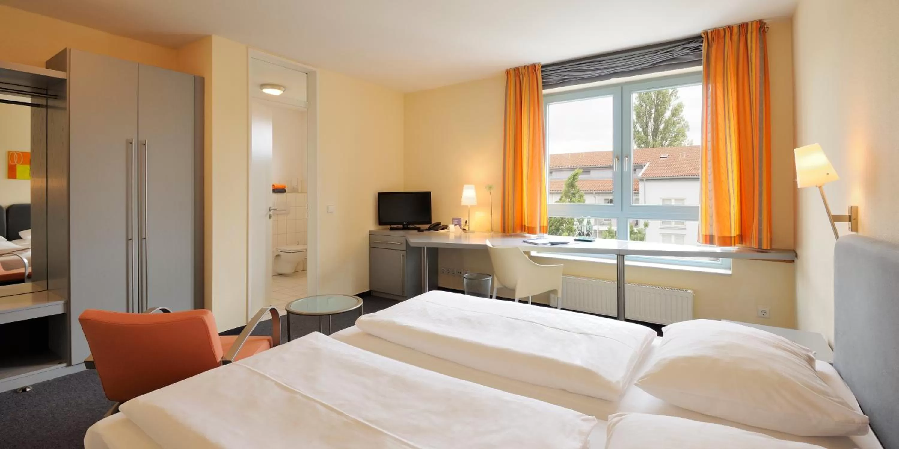 Bed in Werkhof Hotel