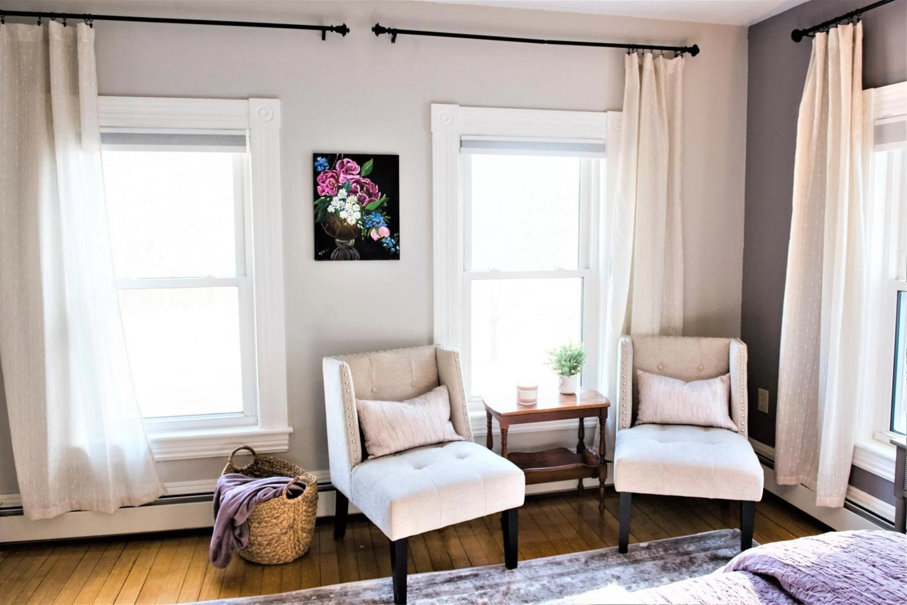 Seating area in Inn on Golden Pond