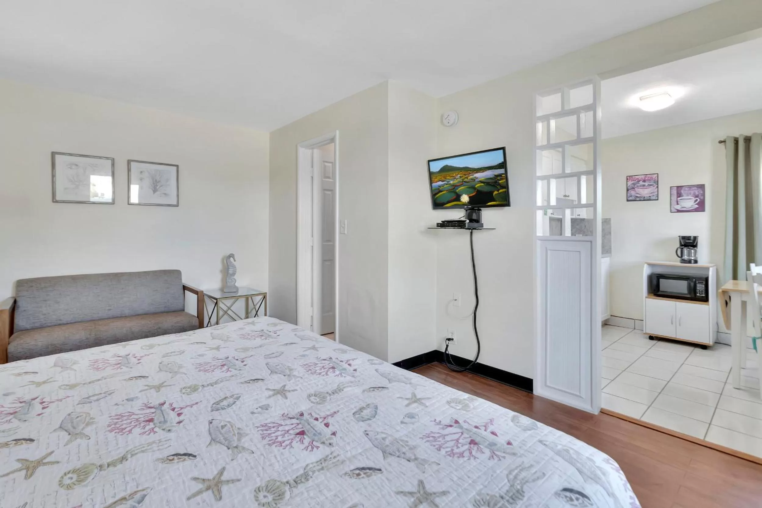 Bedroom, Bed in Seahorse Guesthouse