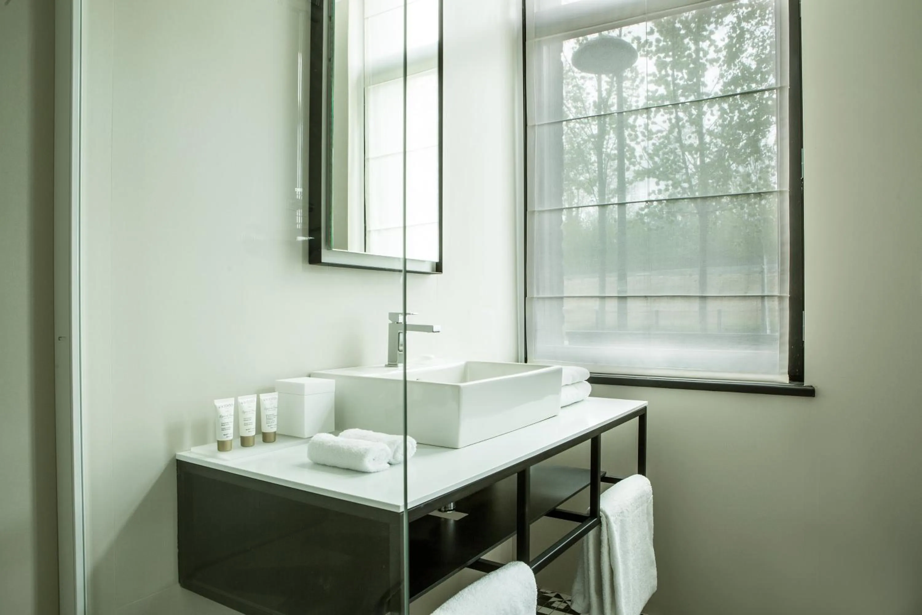 Bathroom in Hôtel Louvre-Lens - Esprit de France