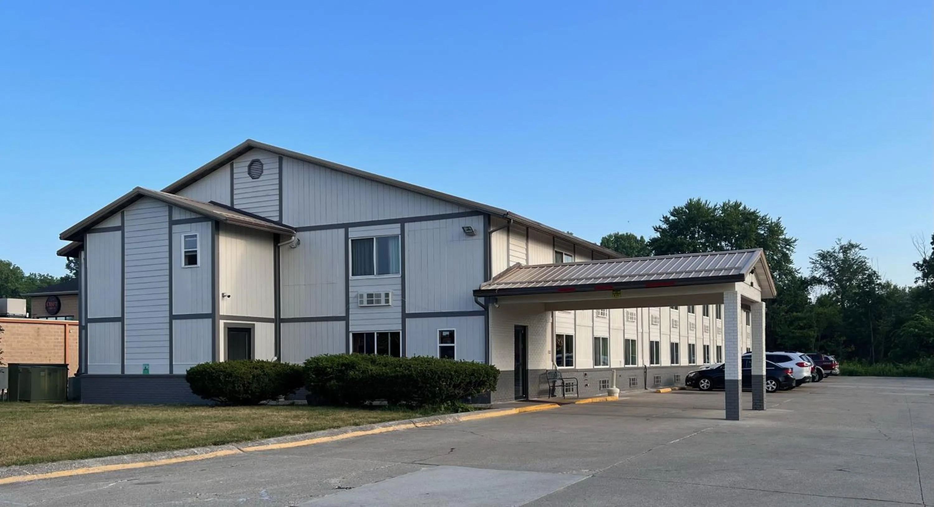 Property building in FairBridge Inn Express Chesterton