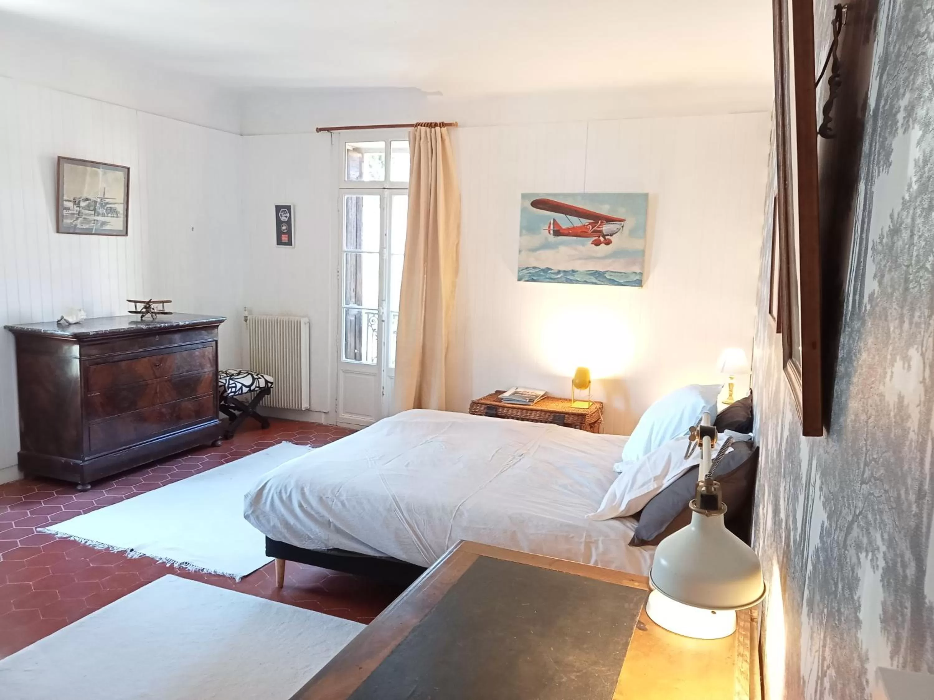 Photo of the whole room, Bed in Mas Palegry côté jardin